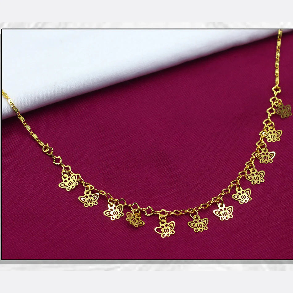 Gold designer chain (J26)
