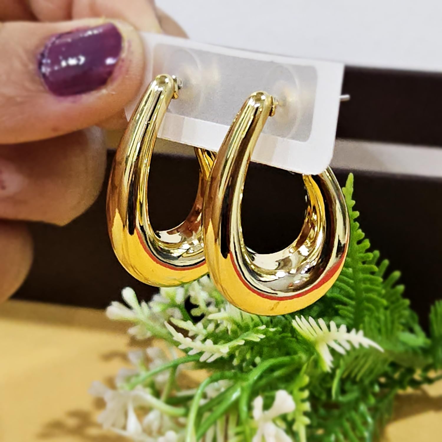 Earring (J16)