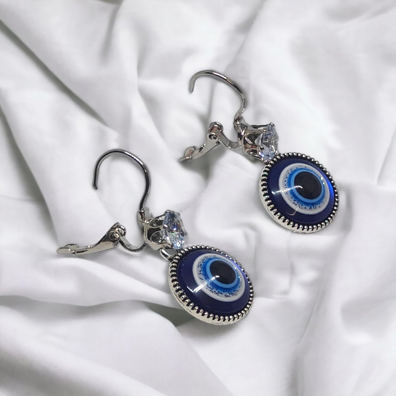 Earring (J22)