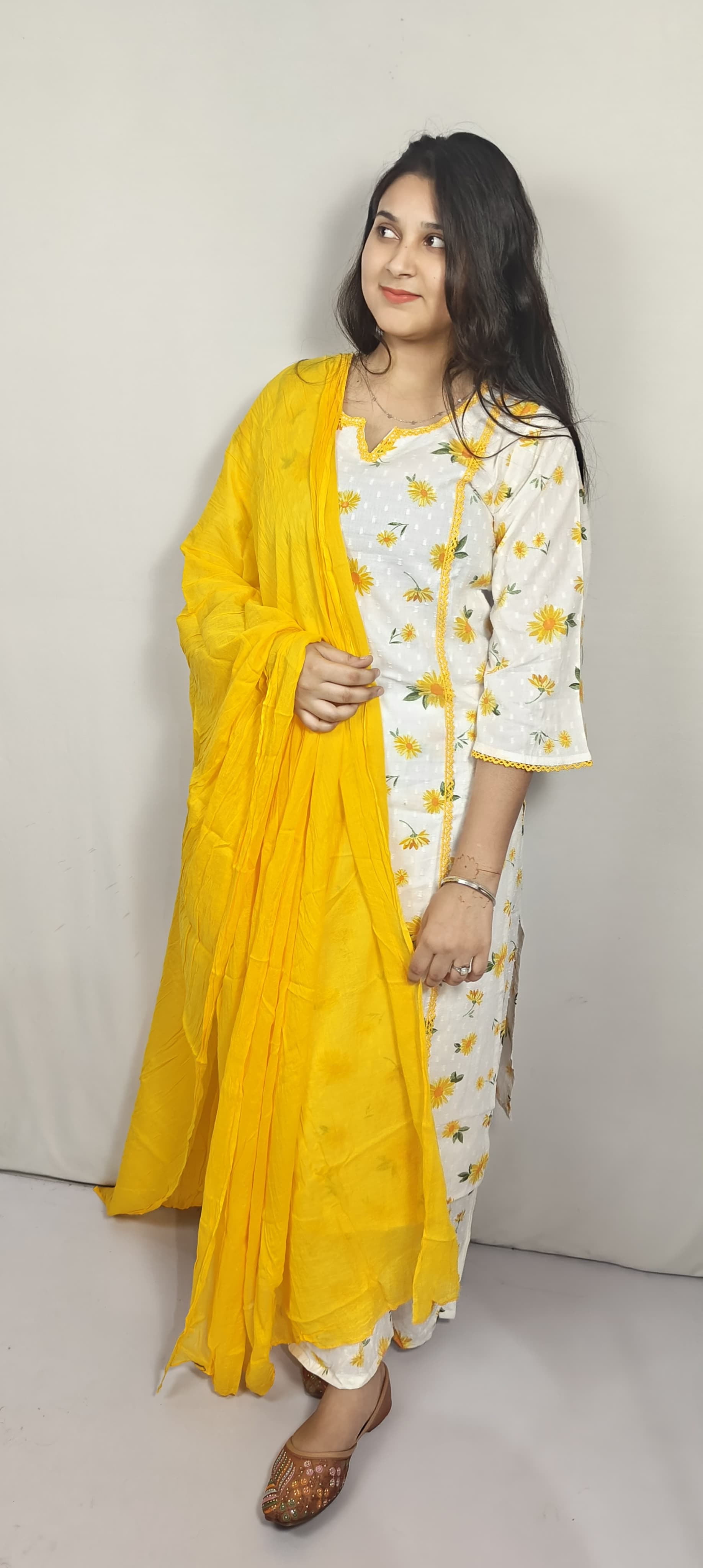 Floral Kurta With Yellow Dupatta 3 Piece Kurta Set (Z02017)
