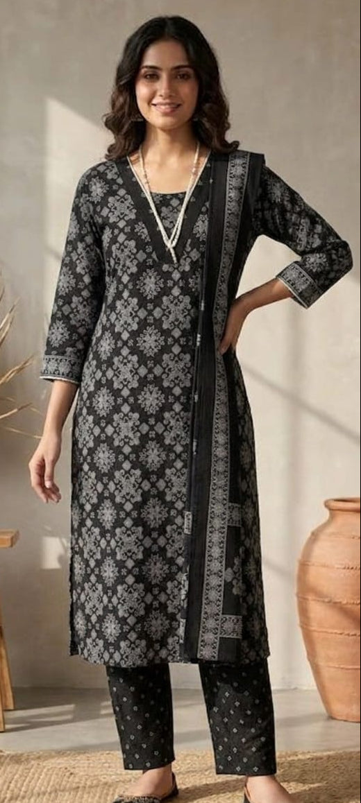 Black colour pure cotton 3 piece suit (Z0671)