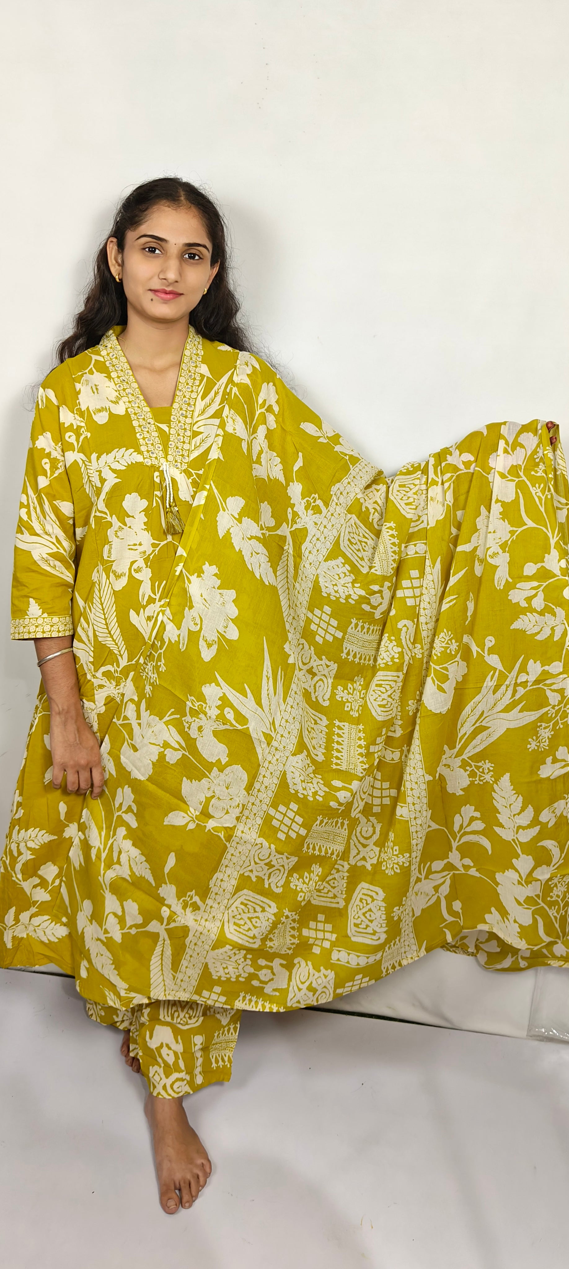 yellow colour printed three piece kurta set (Z0216)