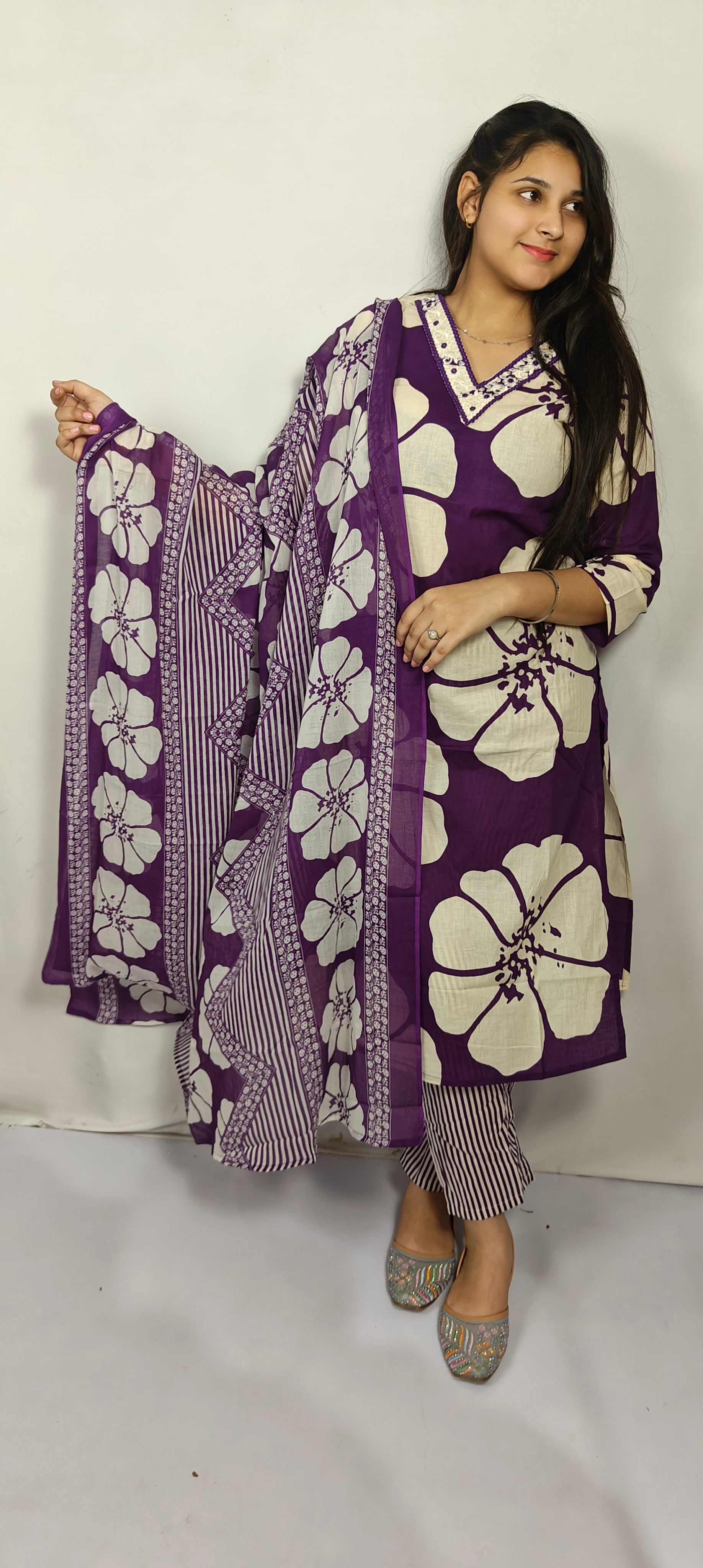 Purple Floral Printed 3 Piece Kurta Set (Z0233)
