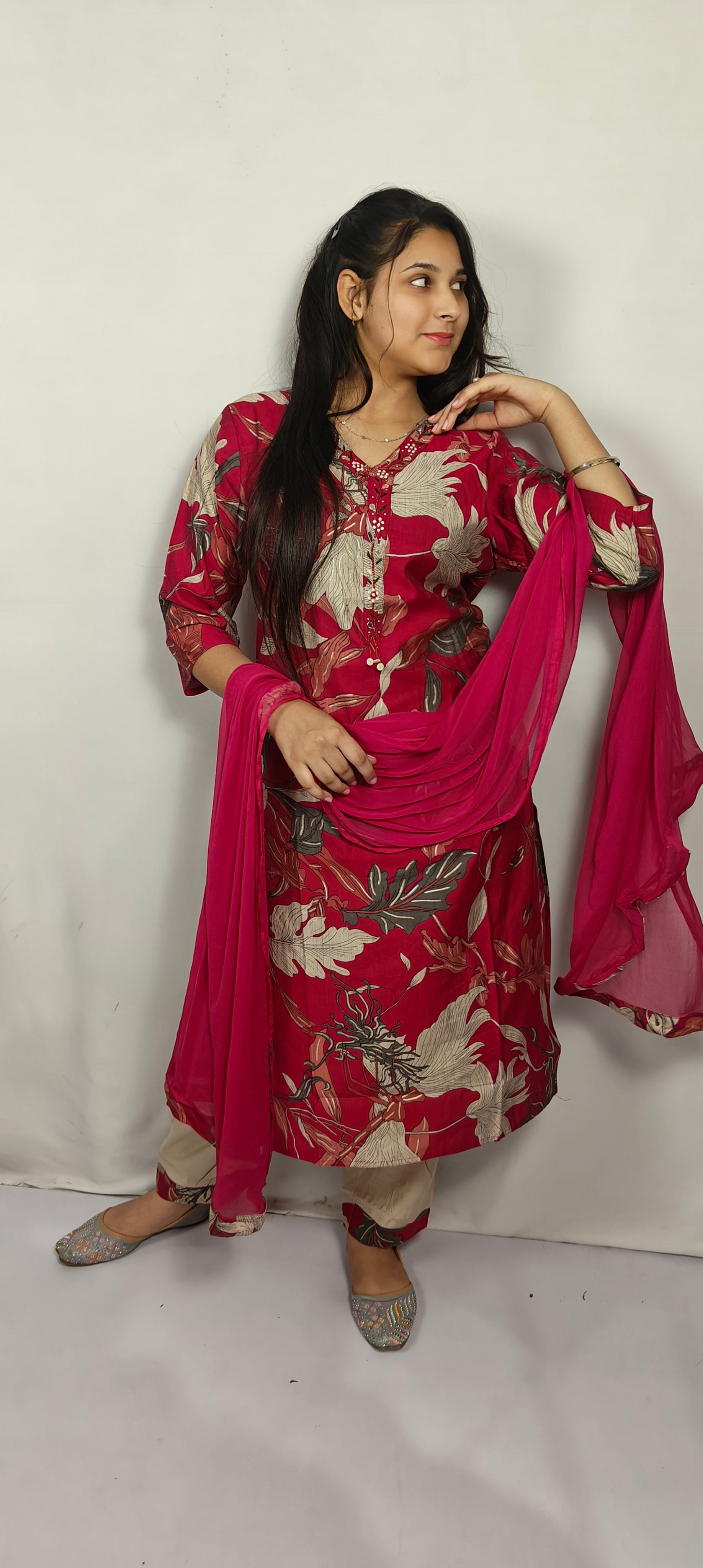 Maroon Floral Printed 3-Piece Kurta Set (Z0235)