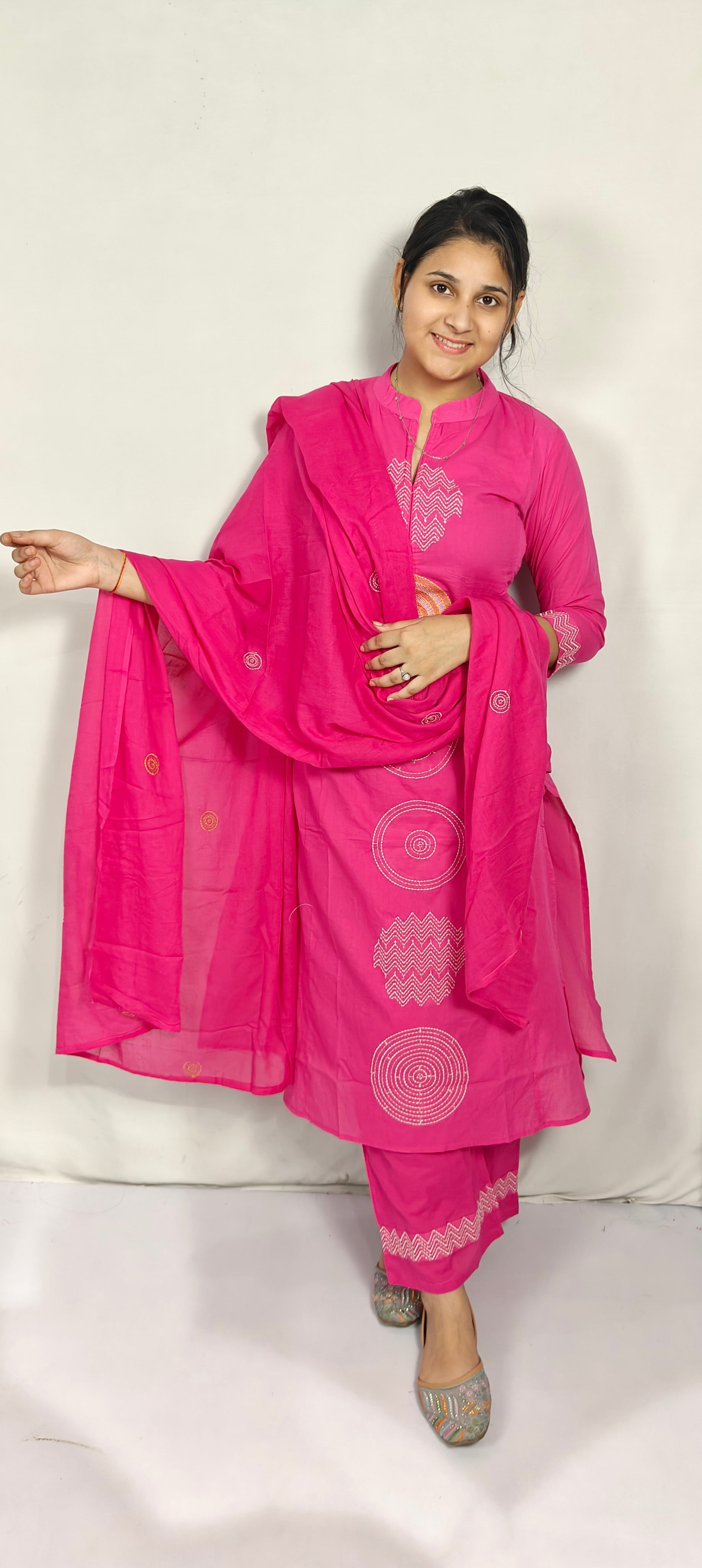 Pink Embroidered Cotton Kurta Set with Dupatta (Z0266)