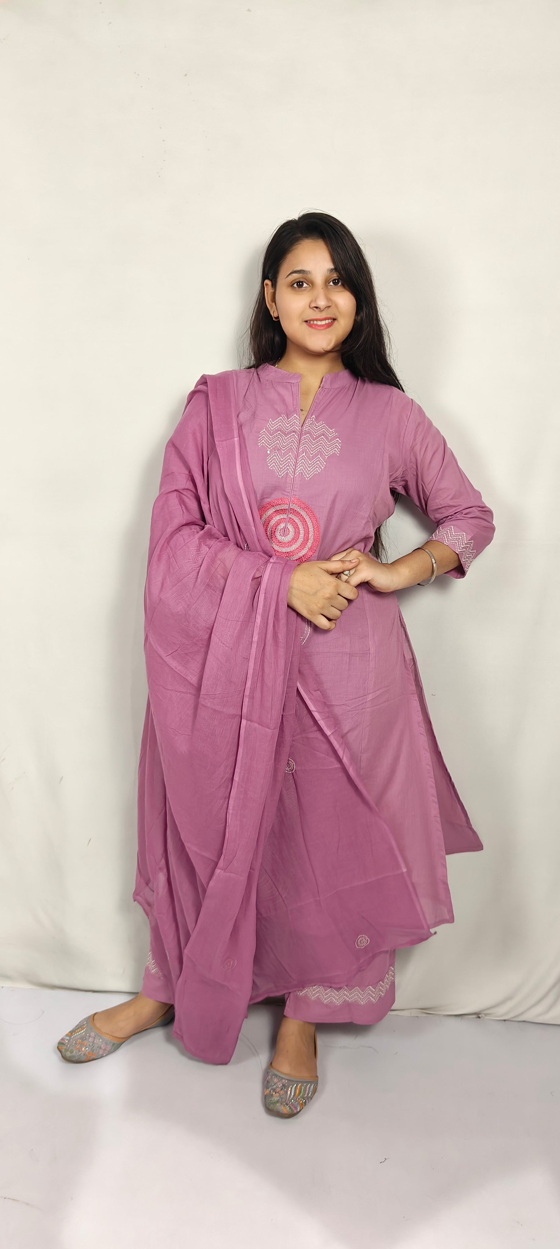 Lavender Embroidered Cotton Kurta Set with Dupatta(Z0265)