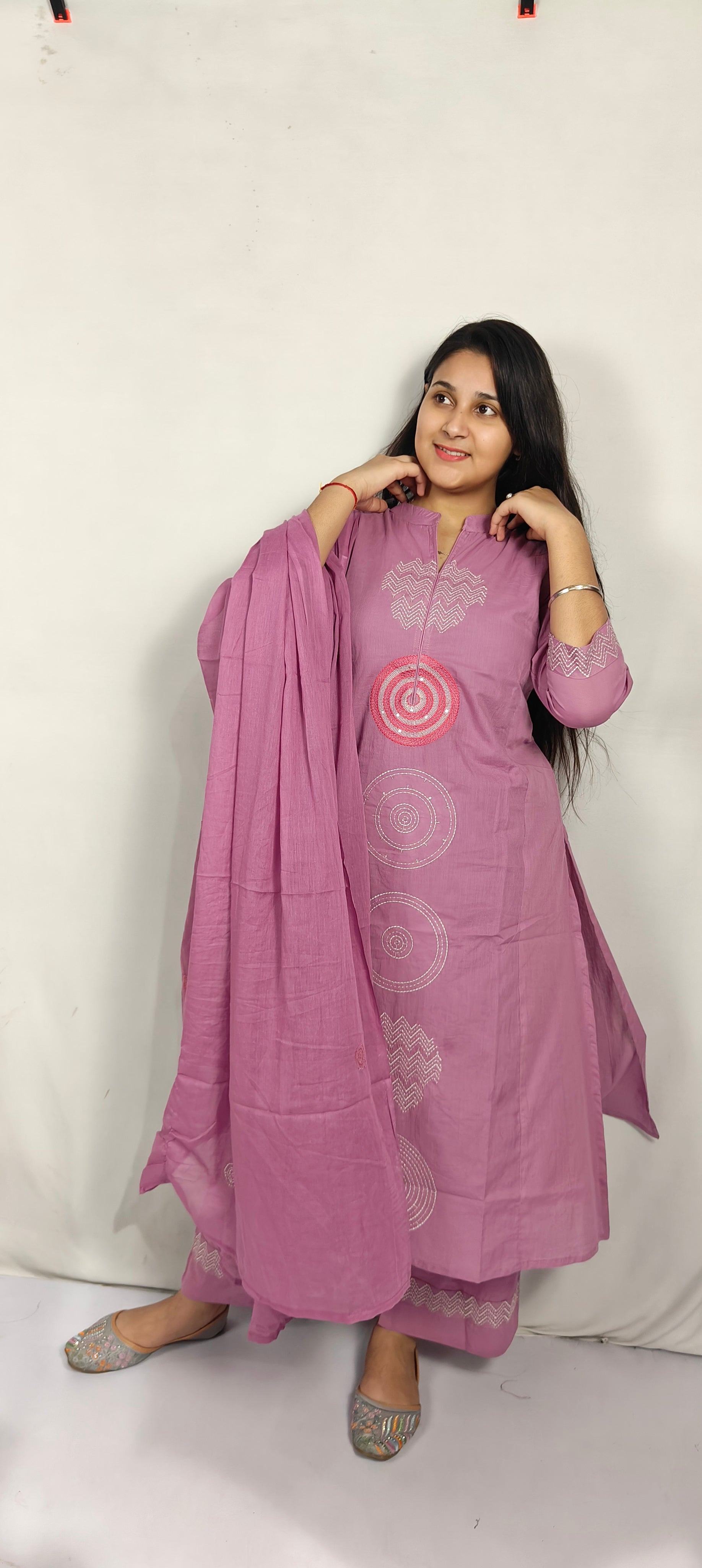 Lavender Embroidered Cotton Kurta Set with Dupatta(Z0265)