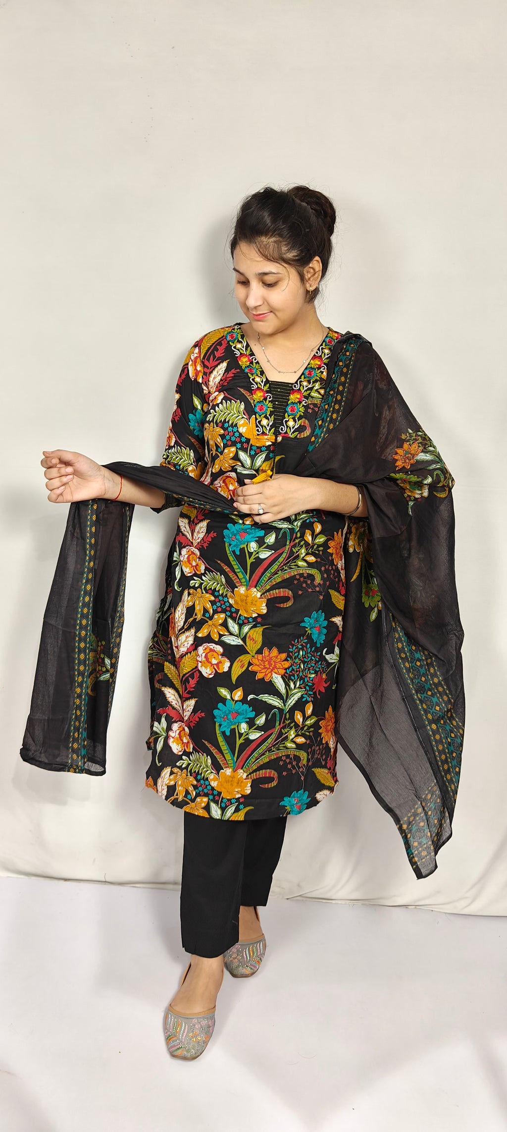 Black Floral Printed Cotton Kurta Set with Dupatta (Z0269)