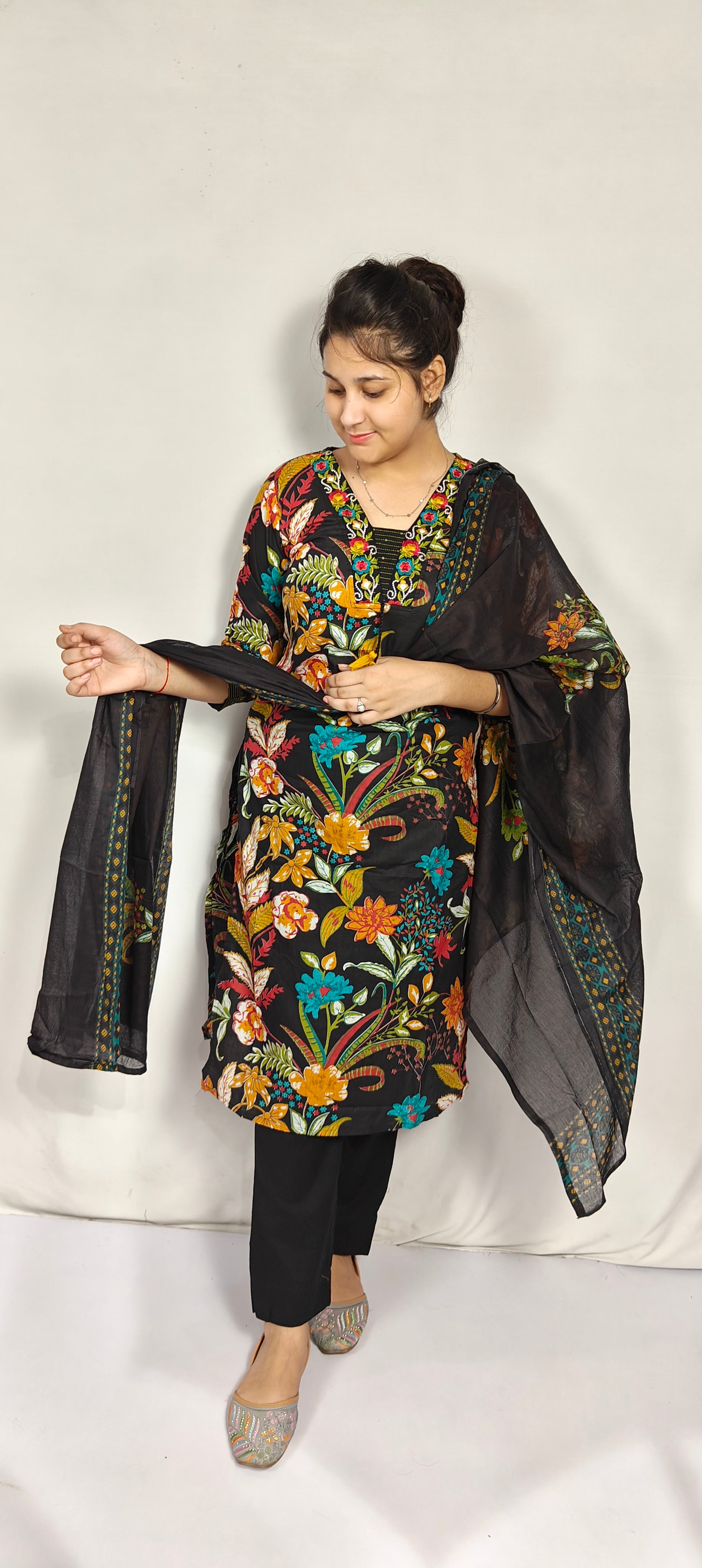 Black Floral Printed Cotton Kurta Set with Dupatta (Z0269)