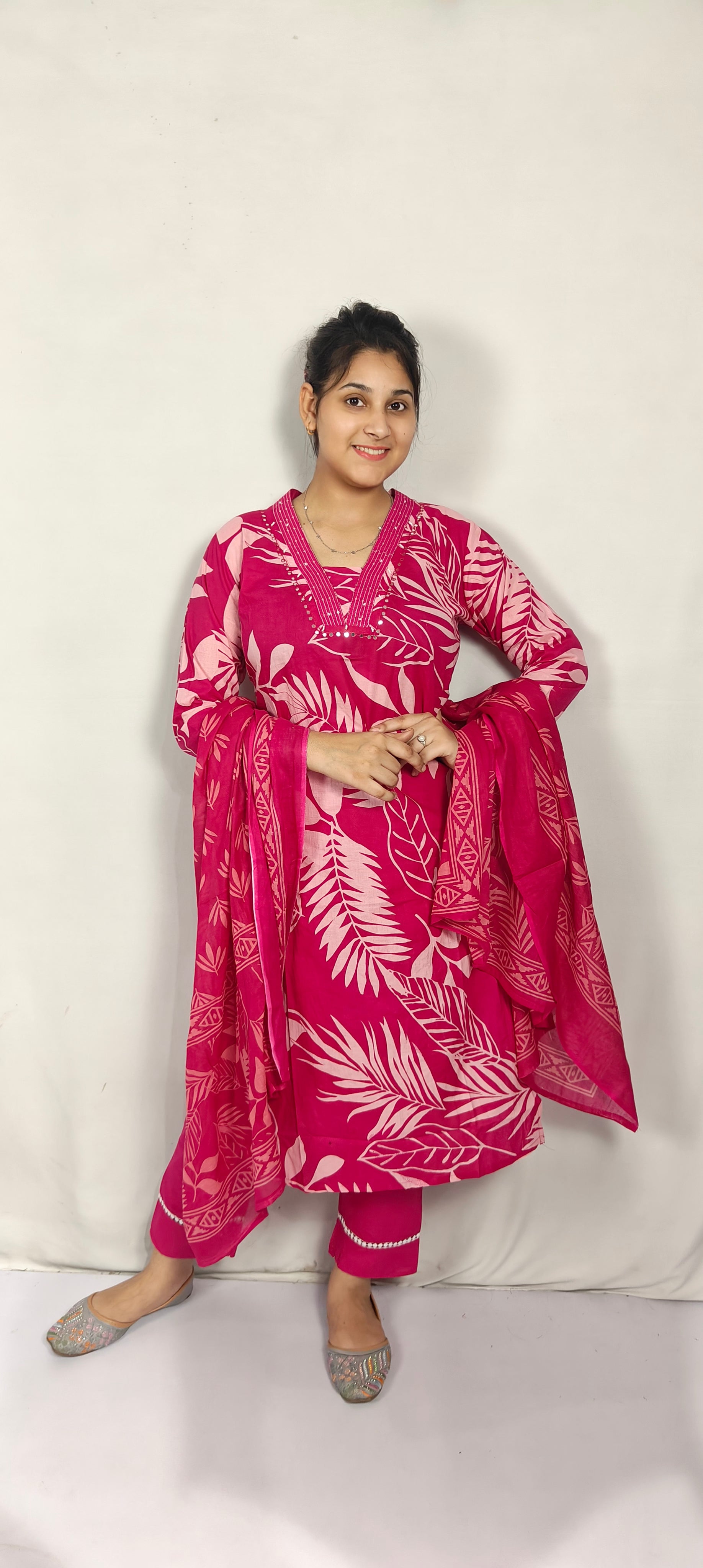 Pink Leaf Print Cotton Kurta Set with Dupatta(Z0268)