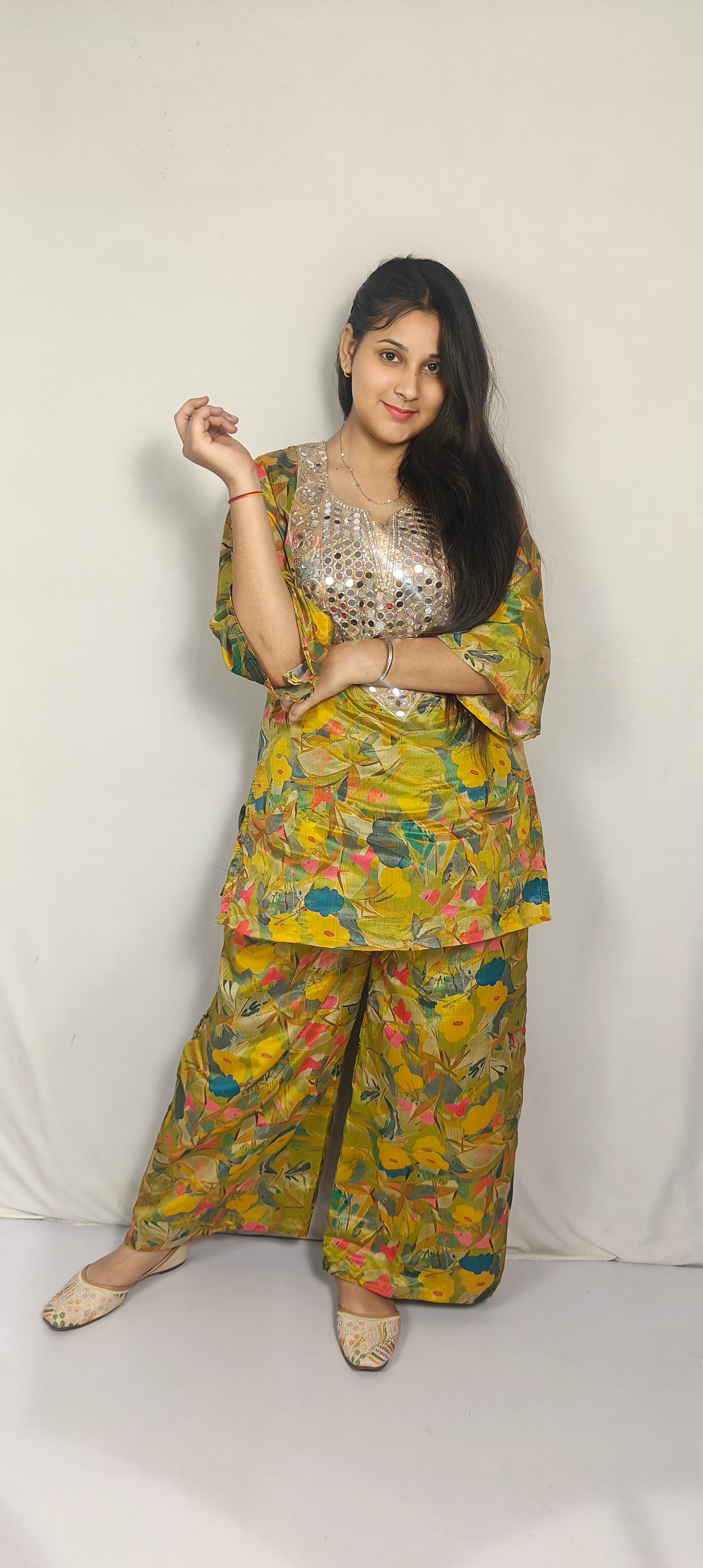 Floral Printed Co-ord Set with Mirror Work (Z0272)