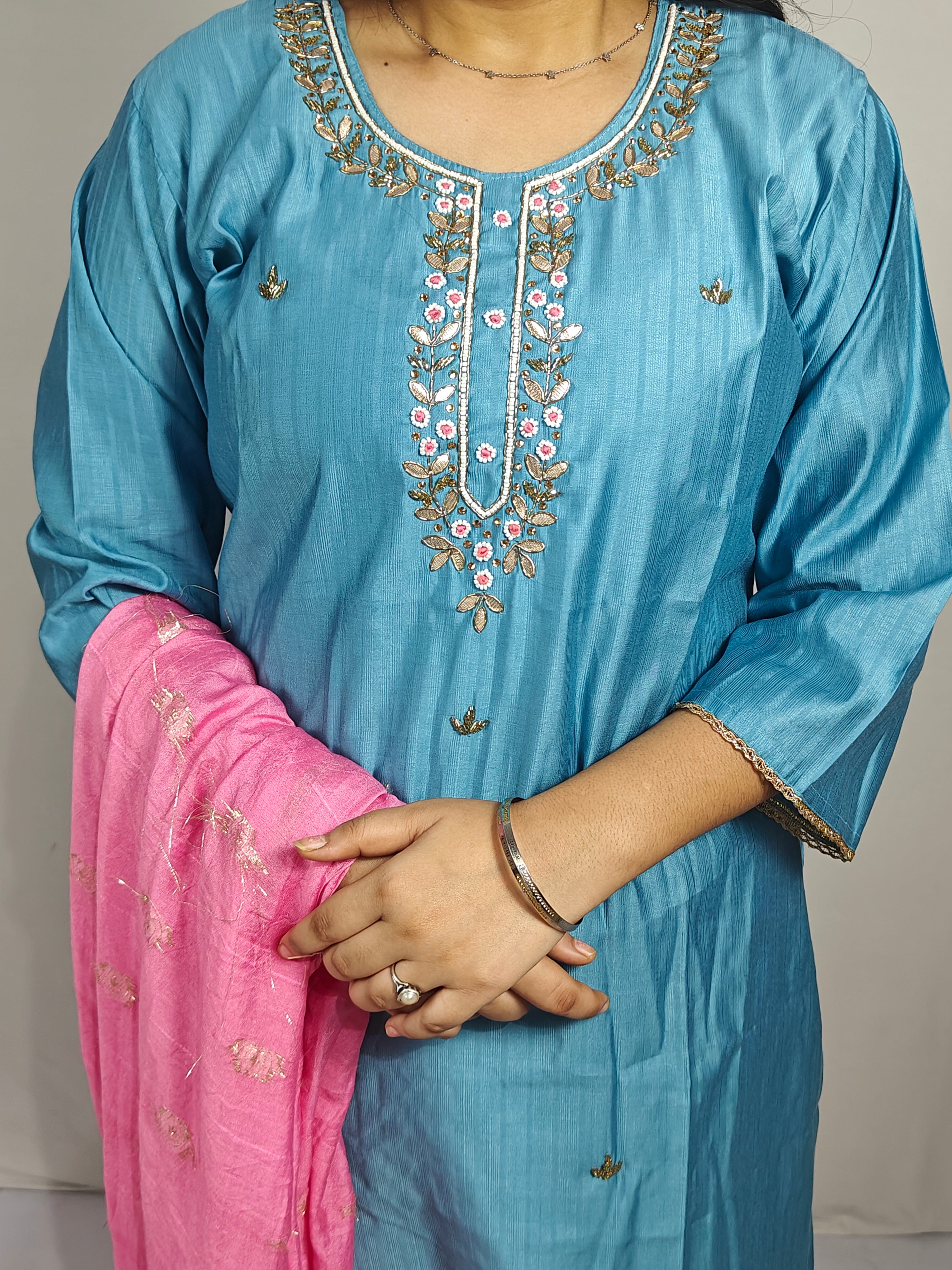 Blue Embroidered Kurta Set with Pink Dupatta(Z0275)