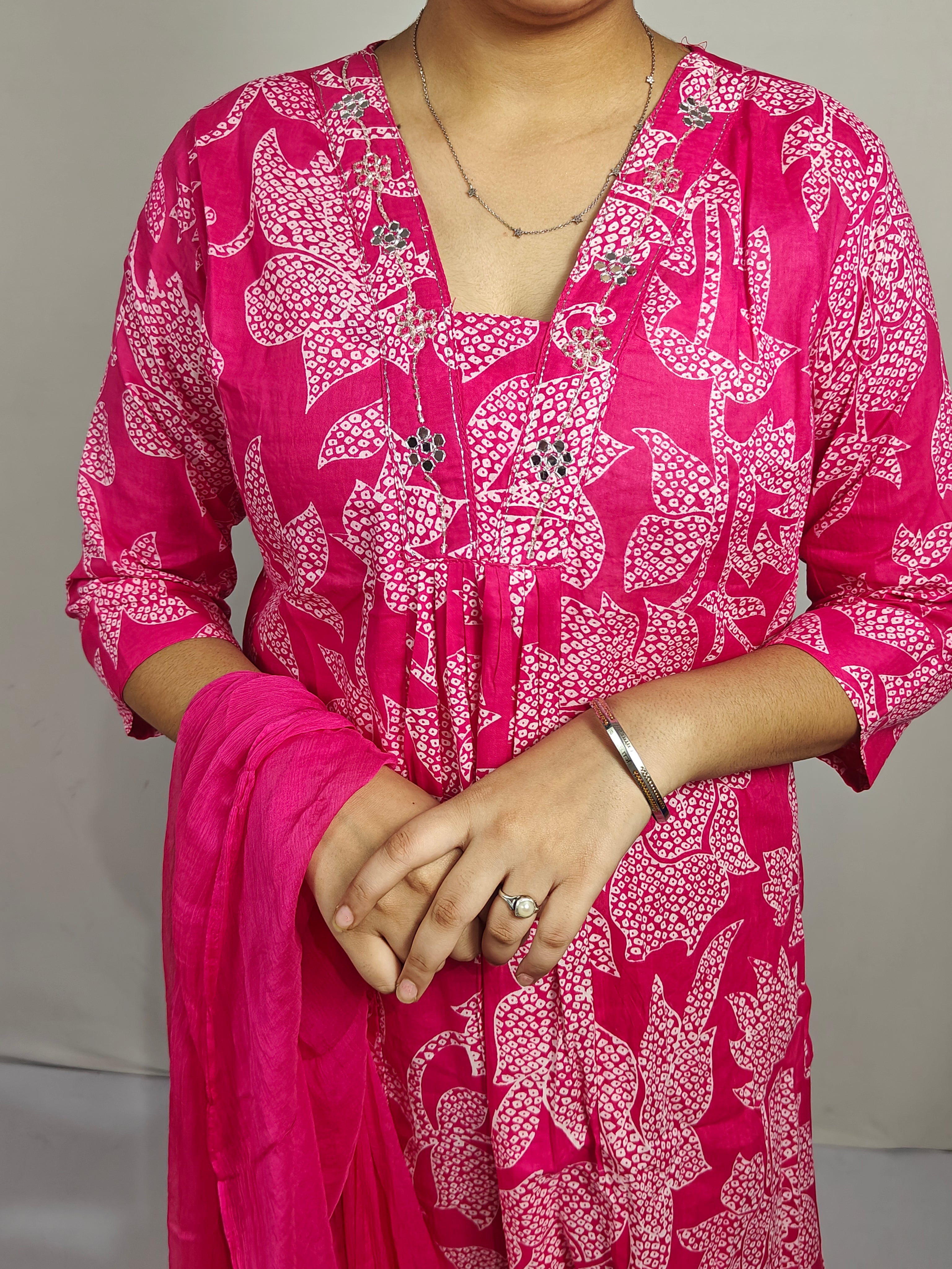 Pink Floral Printed Anarkali Kurta Set with Dupatta(Z0276)
