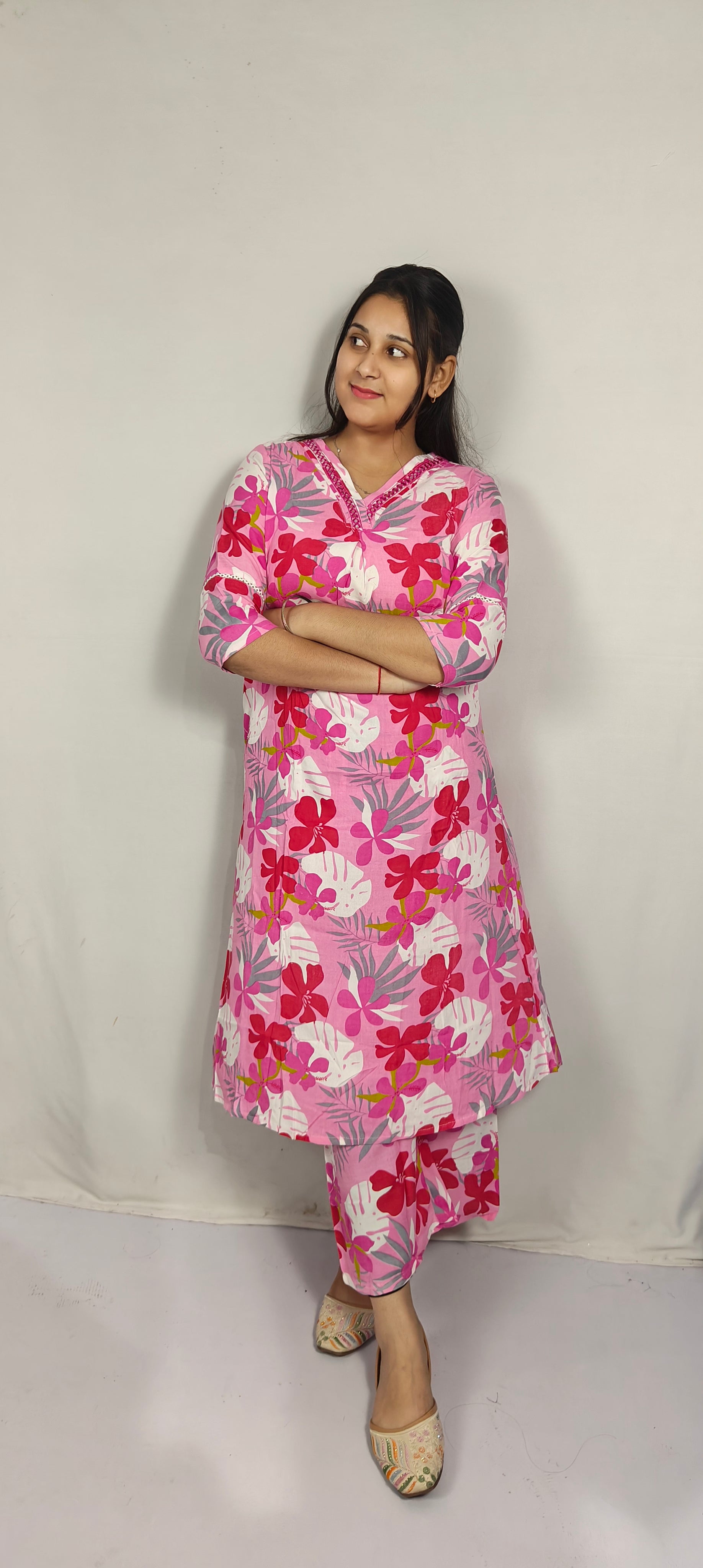 Floral Pink Printed Cotton Kurta Set (Z0277)