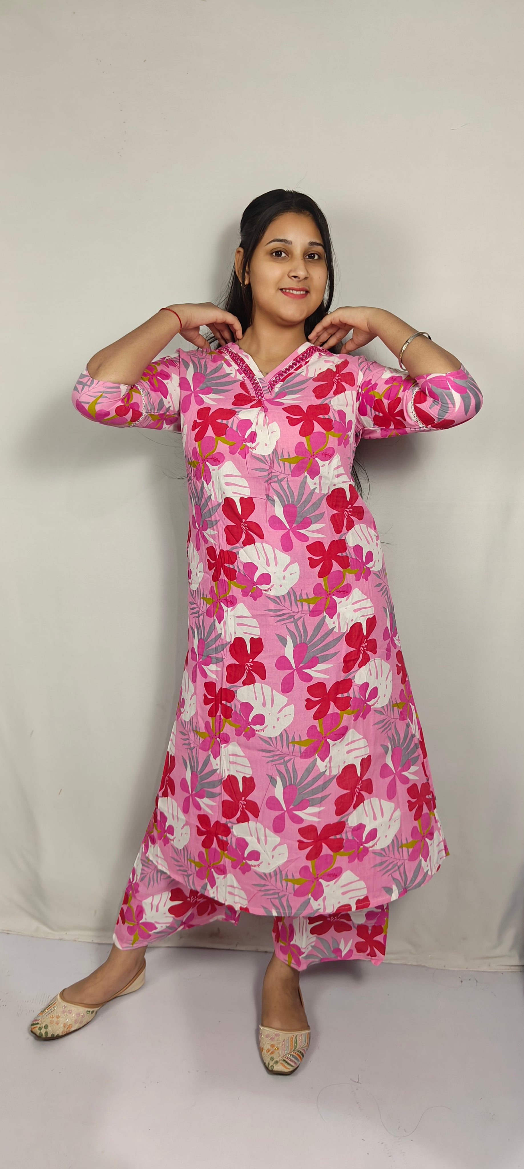 Floral Pink Printed Cotton Kurta Set (Z0277)