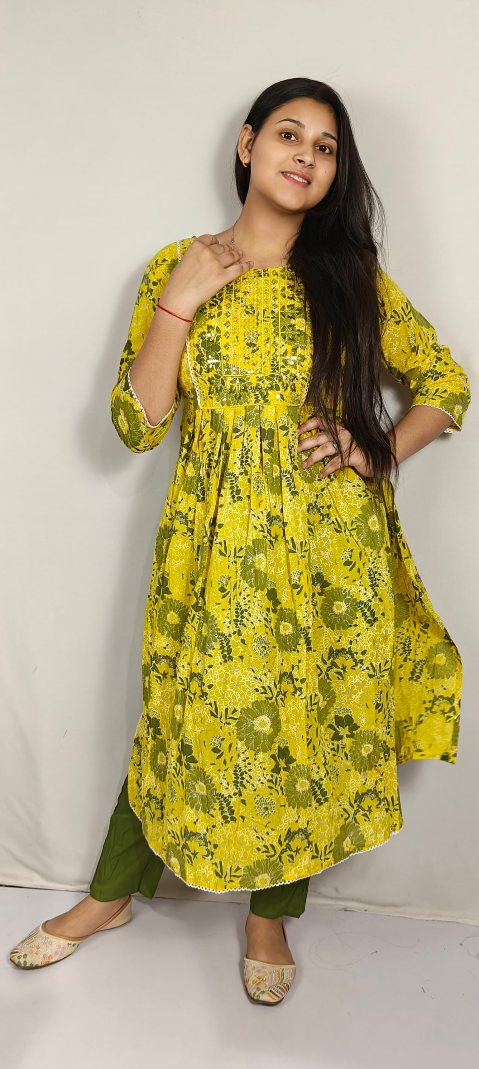 Yellow Floral Printed Kurta Set (Z0283)