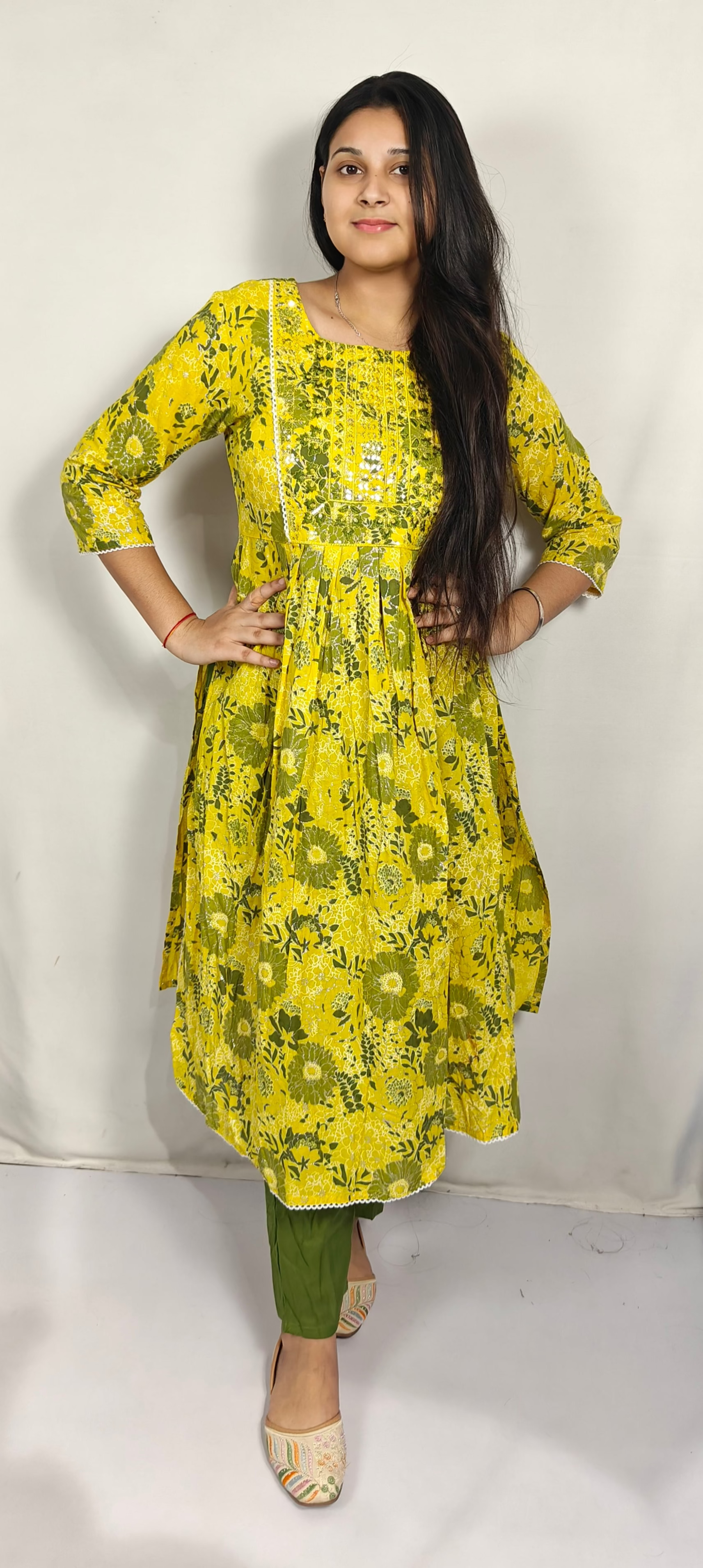 Yellow Floral Printed Kurta Set (Z0283)