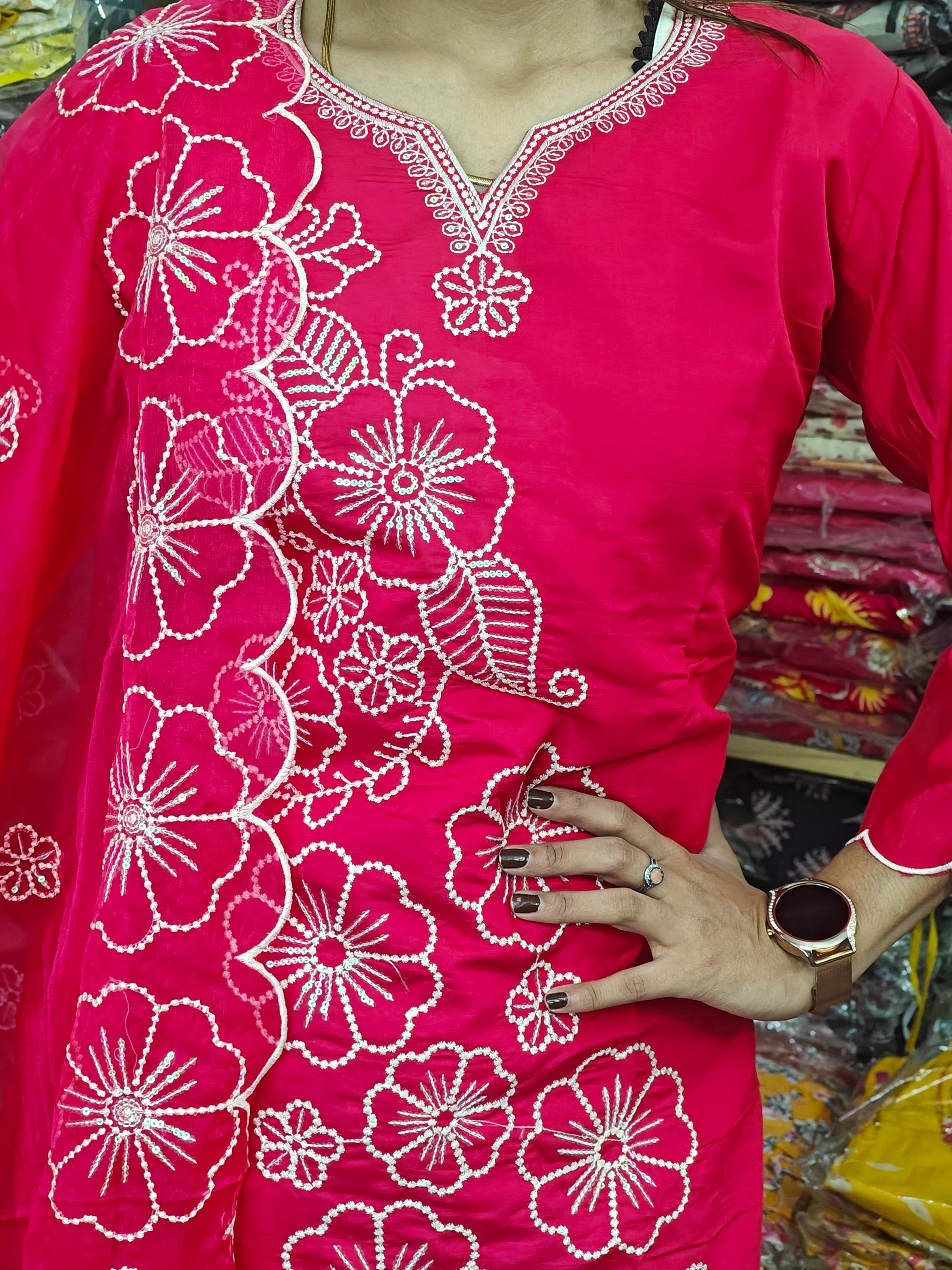 Pink Embroidered Kurta Set with Dupatta (Z0290)