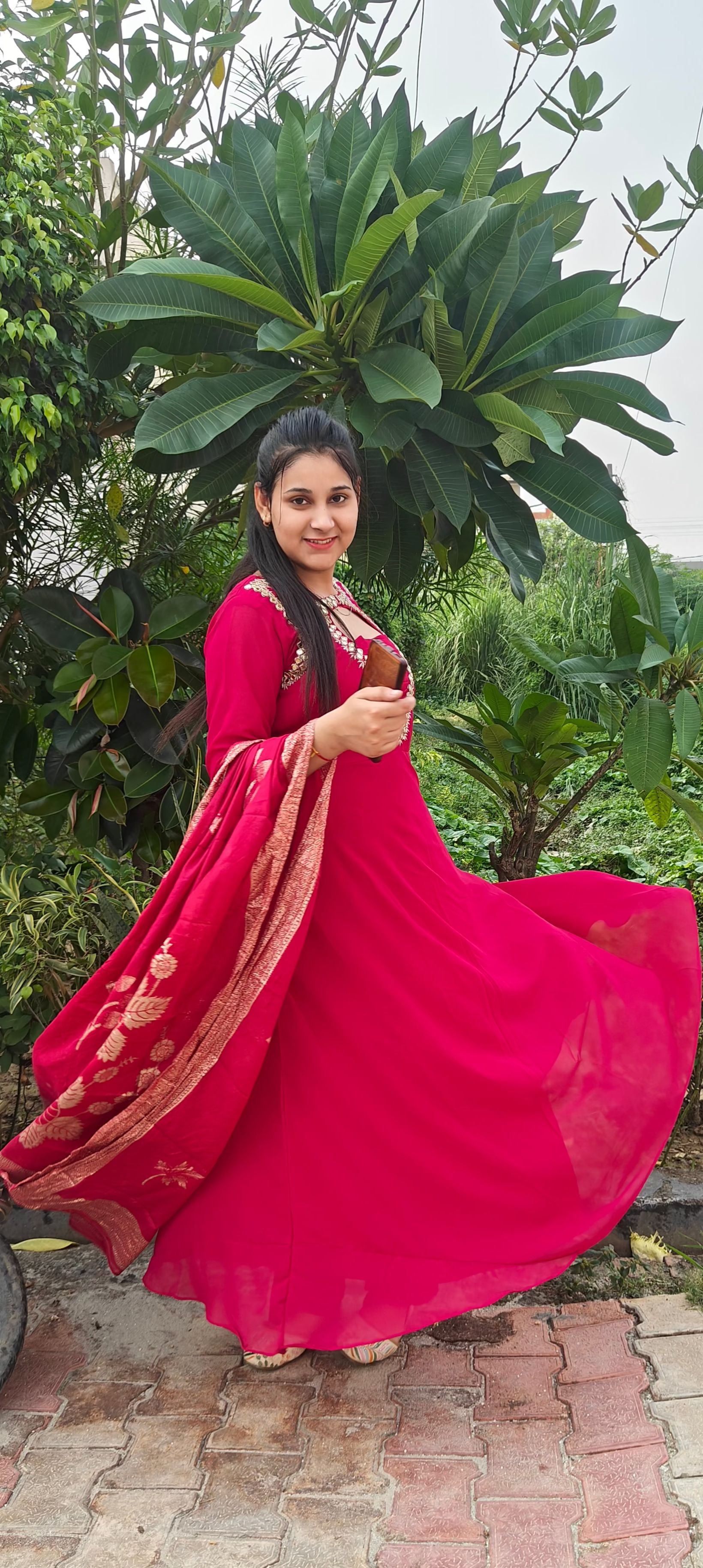 Pink Embroidered Kurta Set with Dupatta (Z0297)