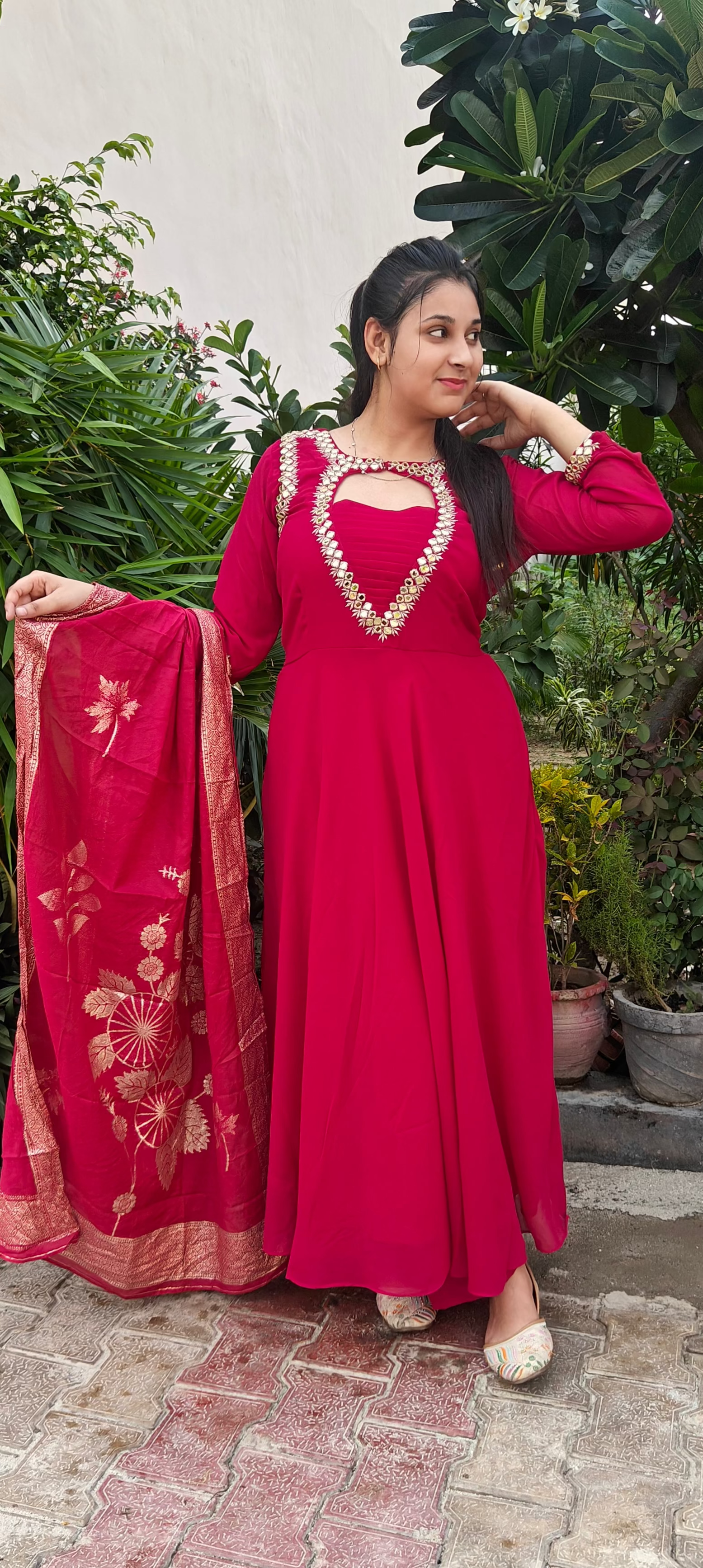 Pink Embroidered Kurta Set with Dupatta (Z0297)
