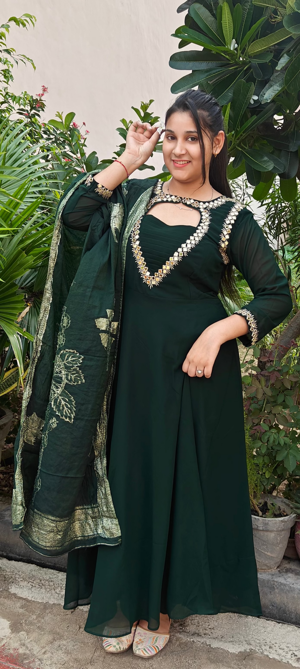 Dark Green Embroidered Kurta Set with Dupatta (Z0298)