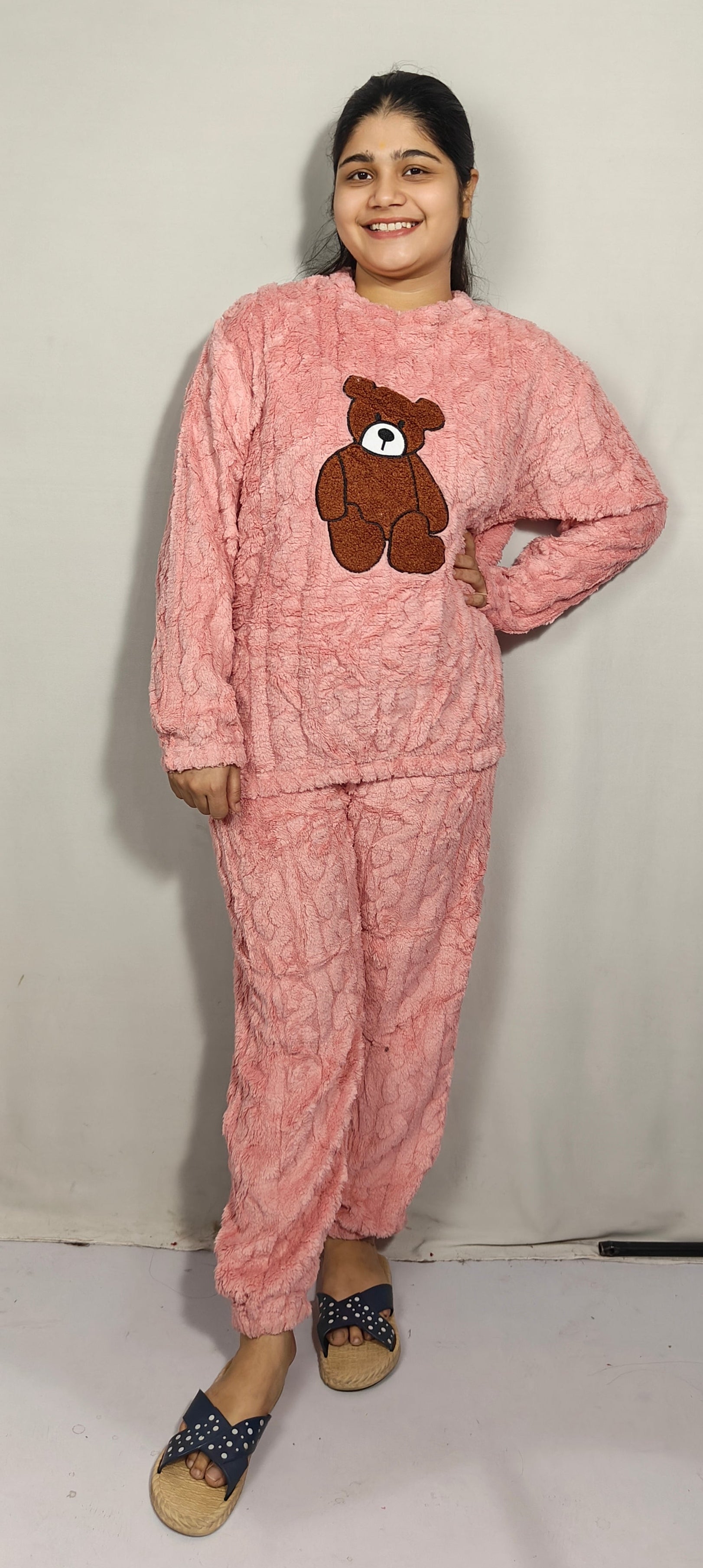 pink colour beautiful Woolen Night Suit (Z0311)