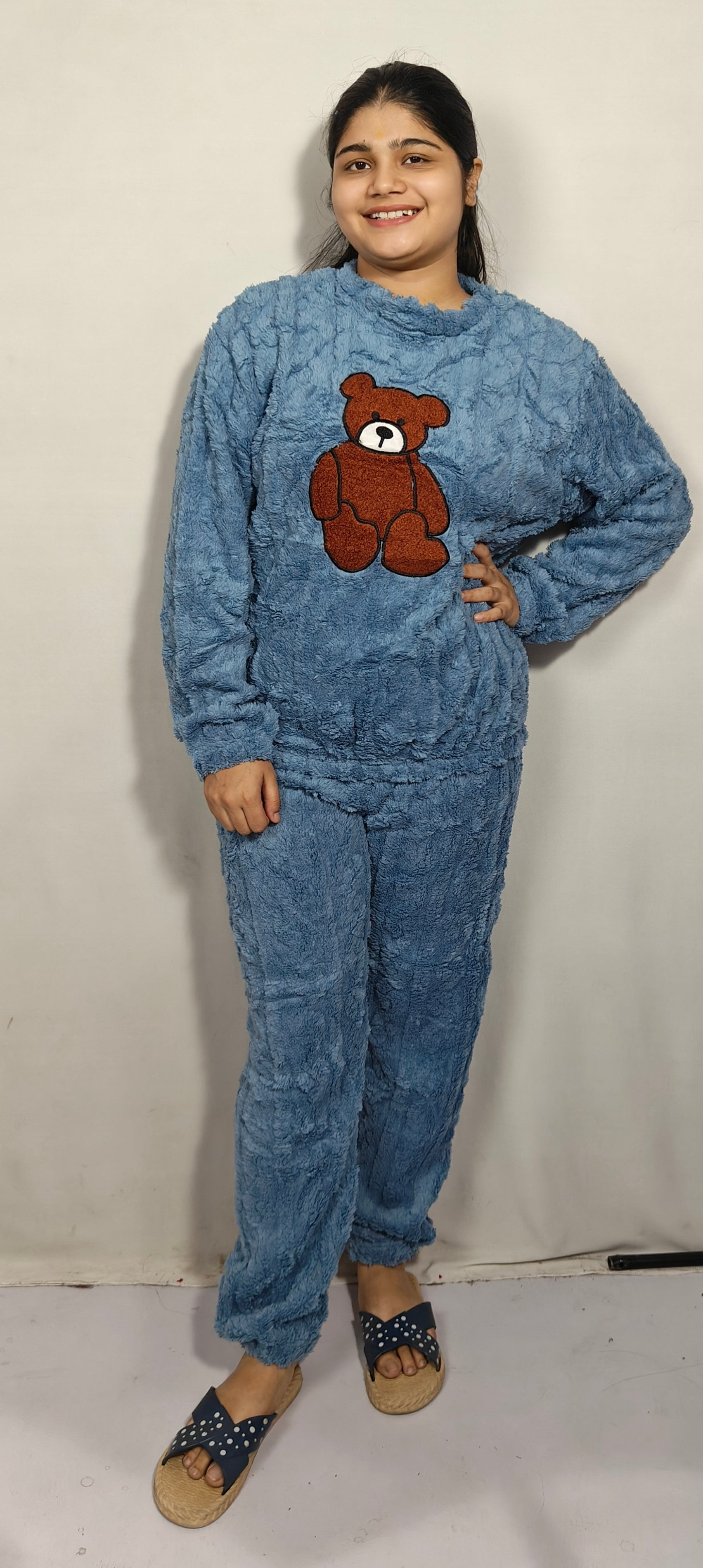blue colour beautiful Woolen Night Suit (Z0312)