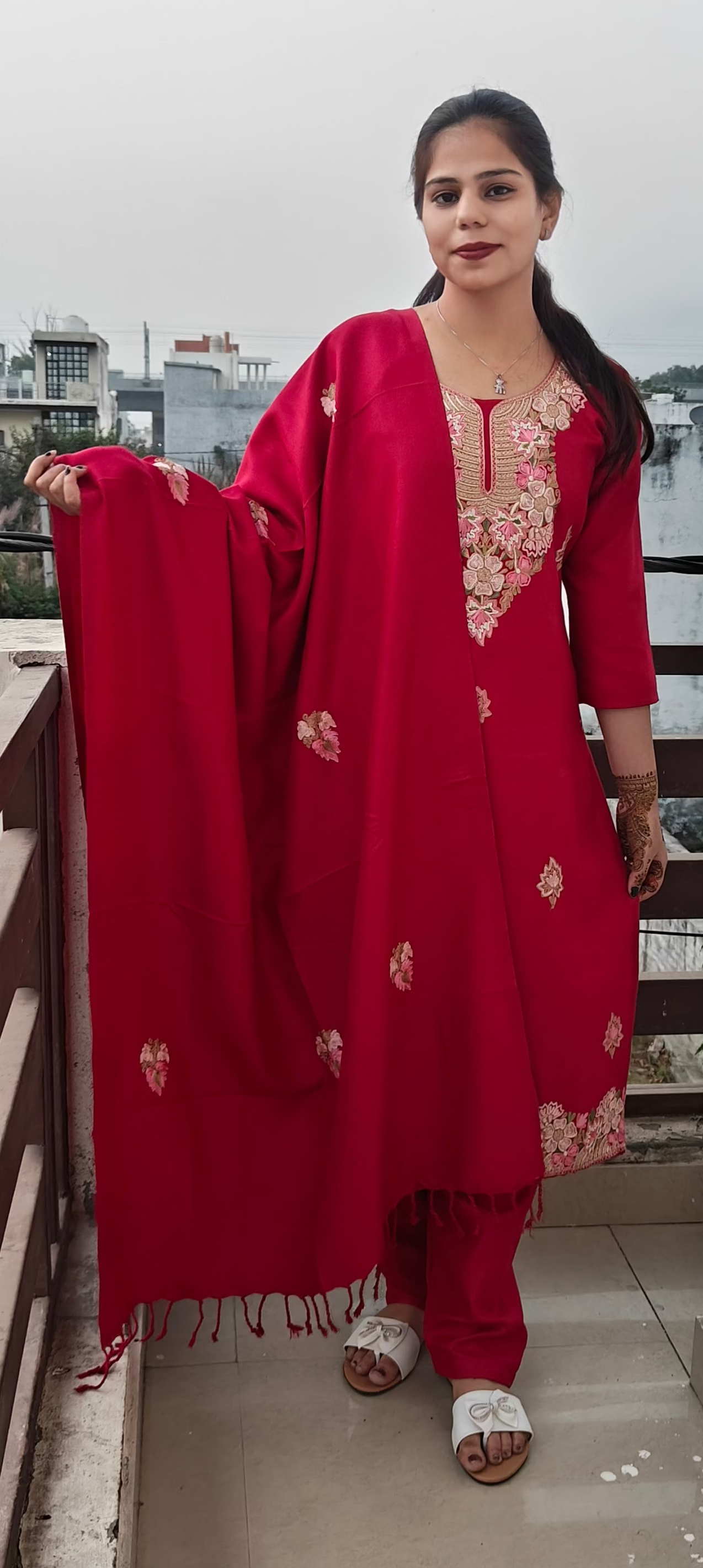 Red kashmiri woolen 3 piece suit (ZO334)