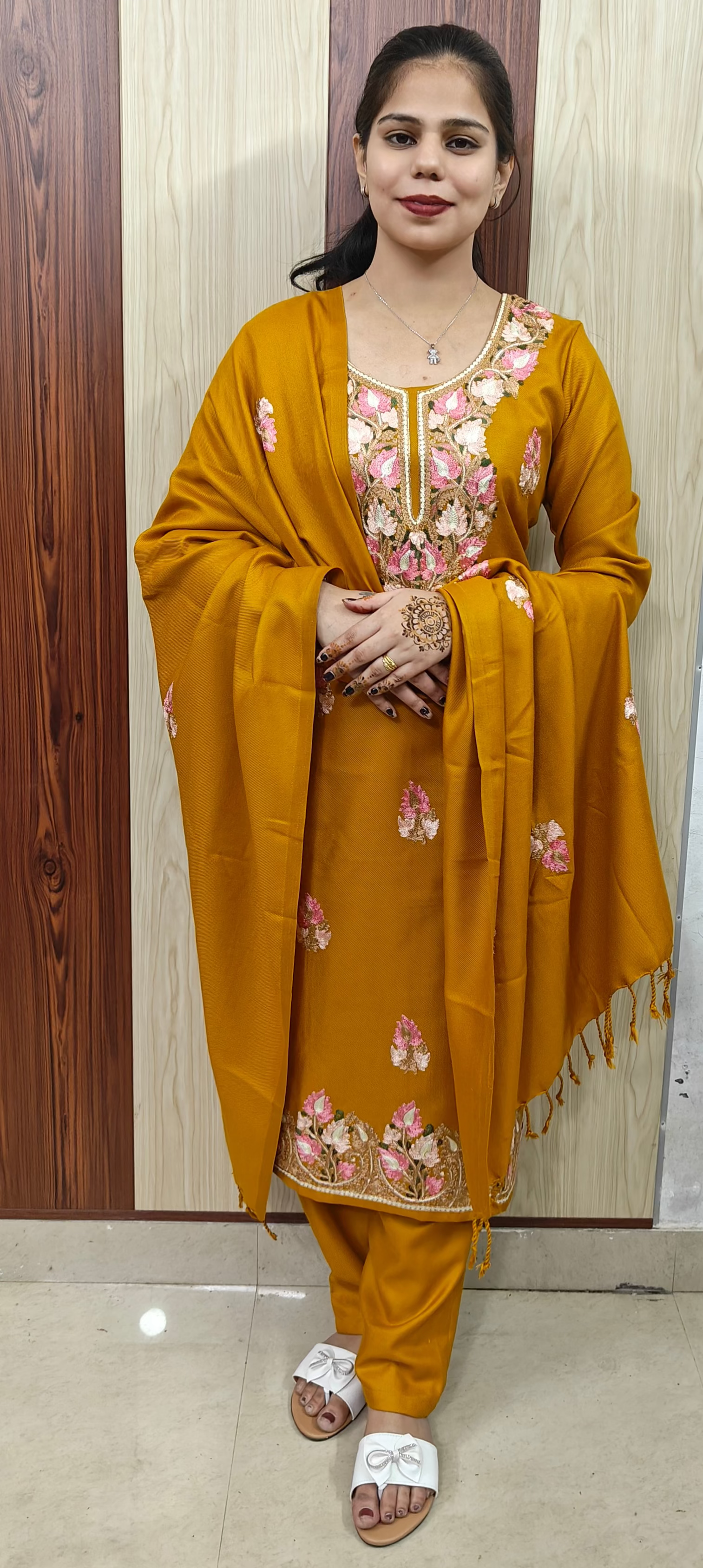 Yellow kashmiri woolen 3 piece suit (ZO332)
