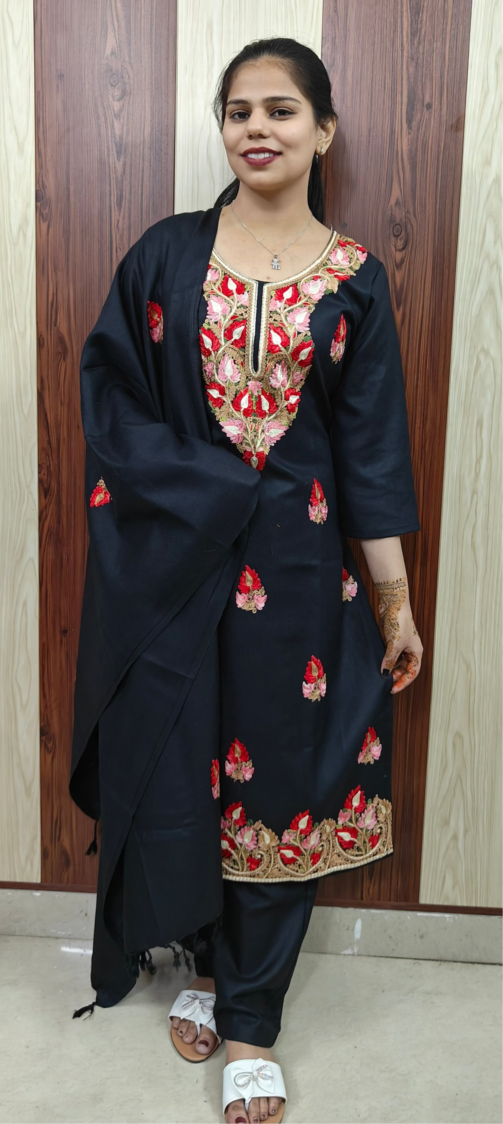 Black kashmiri woolen 3 piece suit (ZO333)