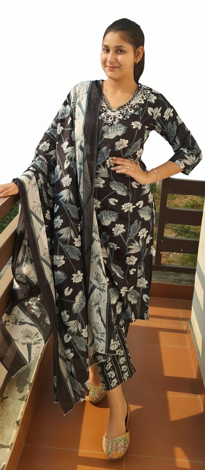Black 3 Piece beautiful Cotton Suit (Z0349)