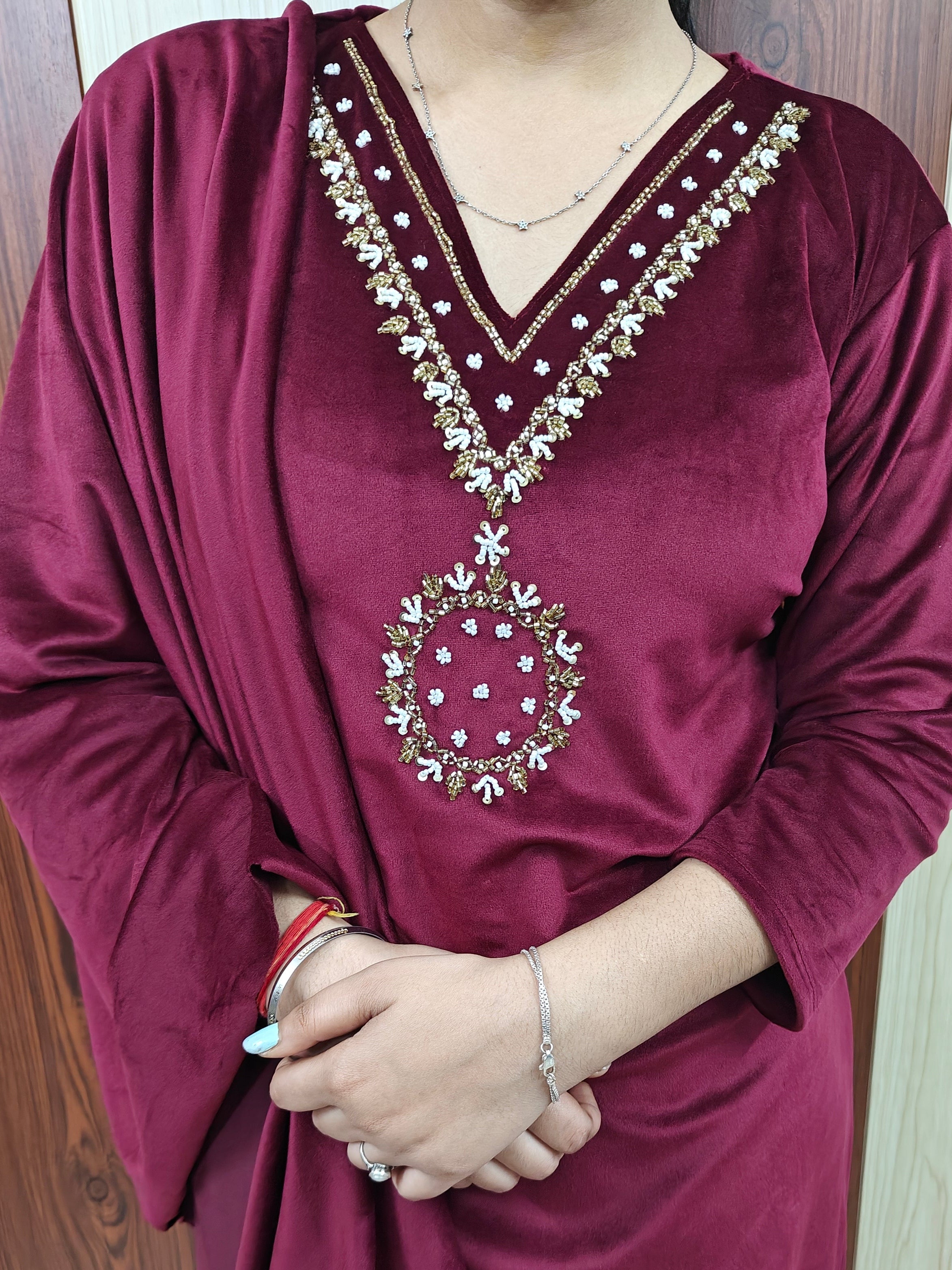 Maroon Velvet 3-Piece Suit – Luxury Blazer, Waistcoat & Trousers  (Z0362)