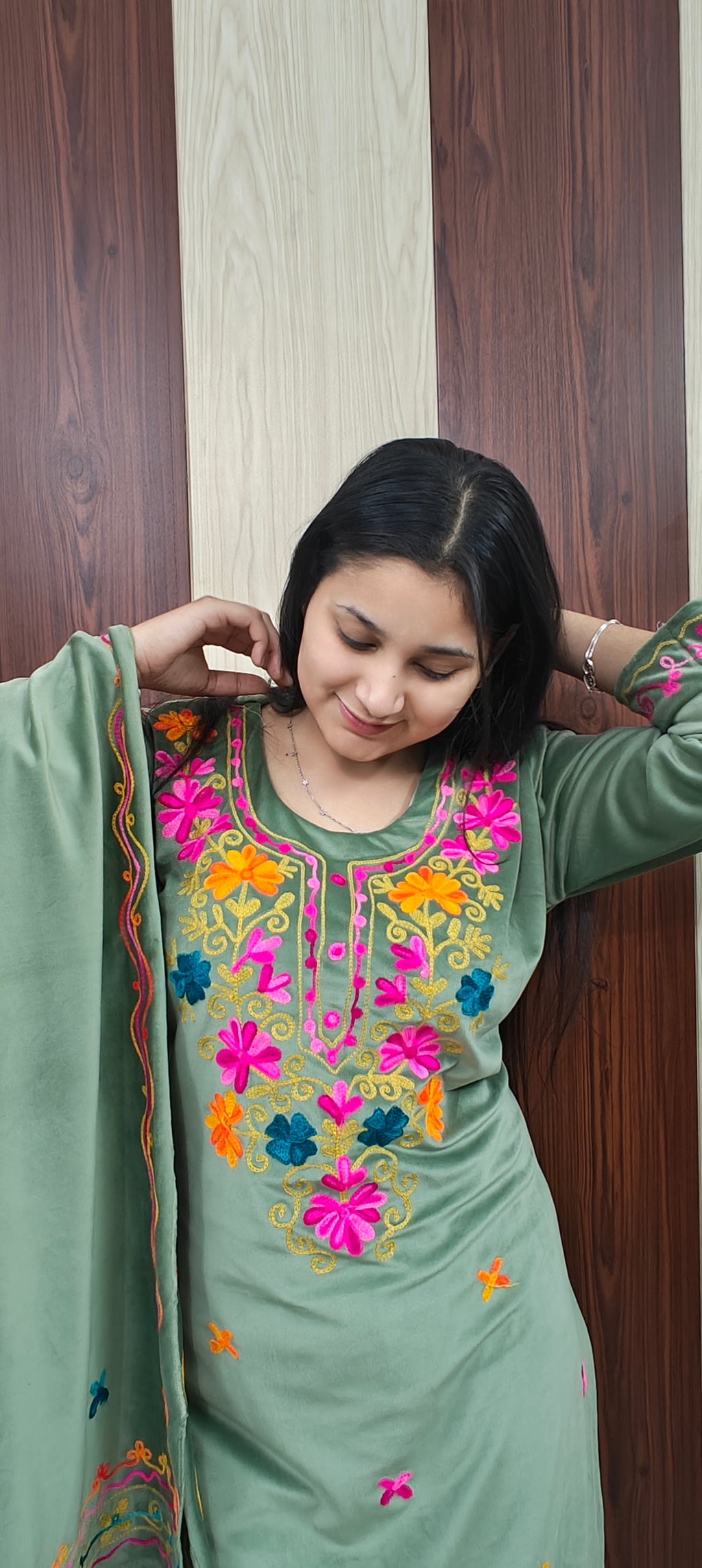 Pista Kashmiri Woolen 3-Piece Suit (Z0376)