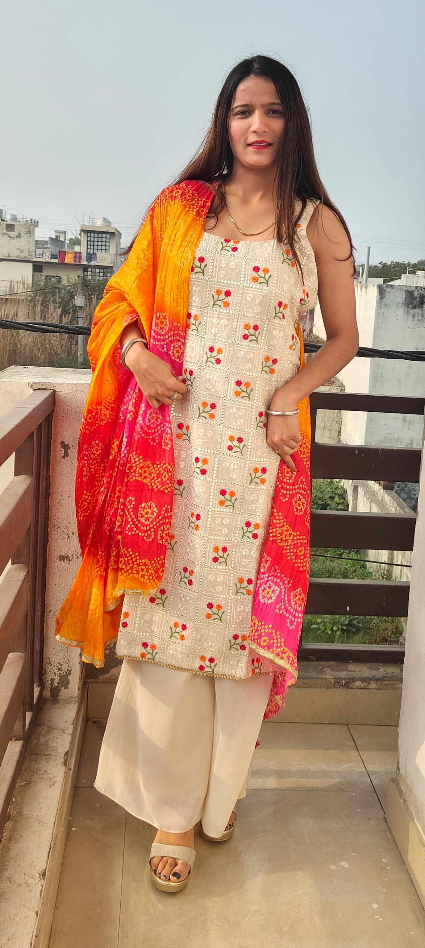 Ethnic Elegance Off White Colour Kurti and Plazzo set (ZO418)