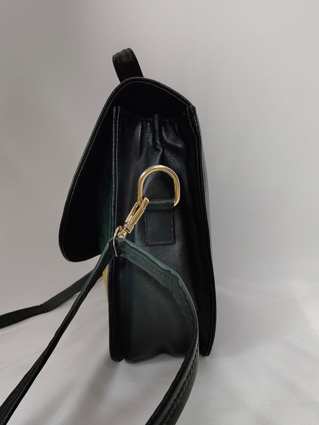 Kashmiri Ari Leather bag along with long leather strap
