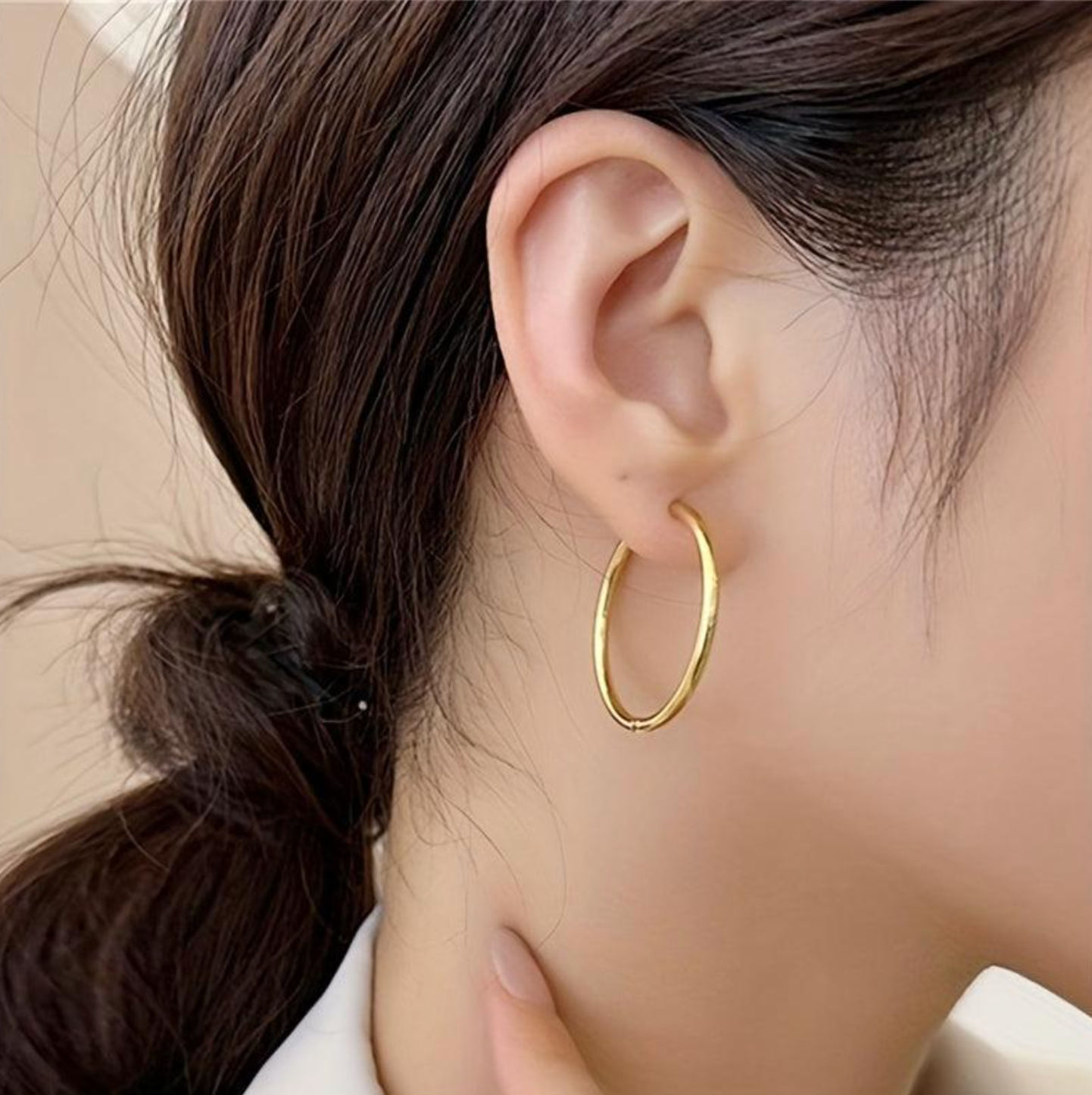Earring (J13)