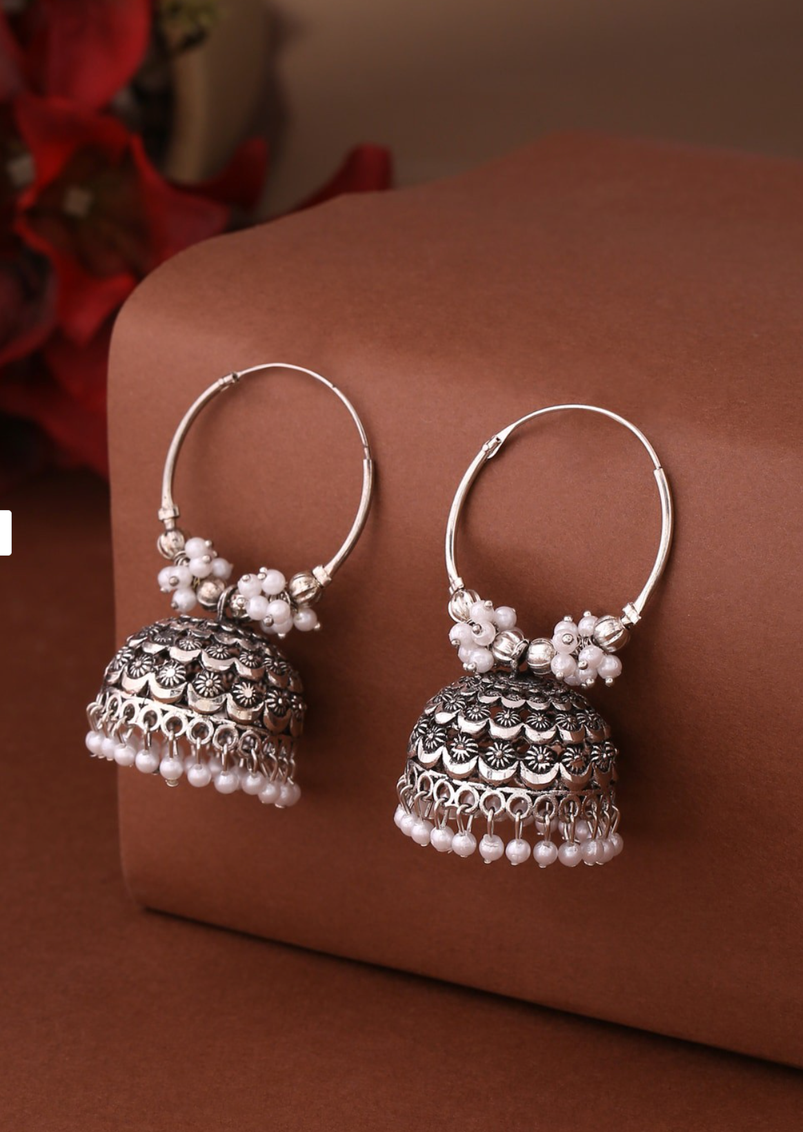 Earring (J20)
