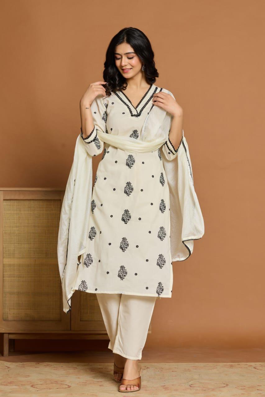 White Colour 3 piece Kurta Set (Z0133)