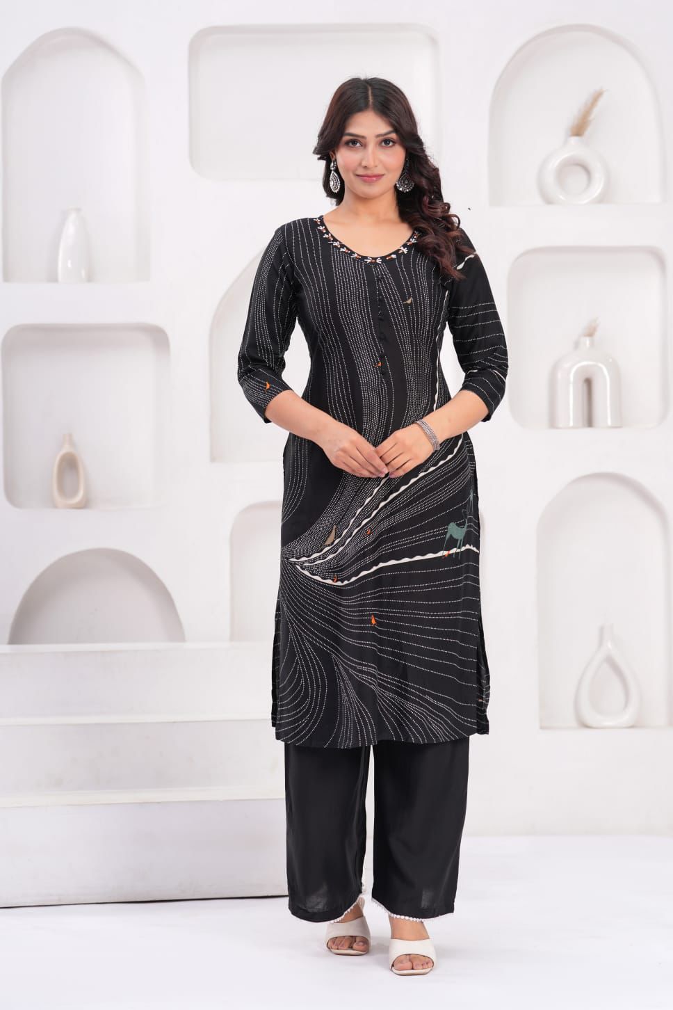 Black  Colour 2 piece Kurta Set (Z0135)