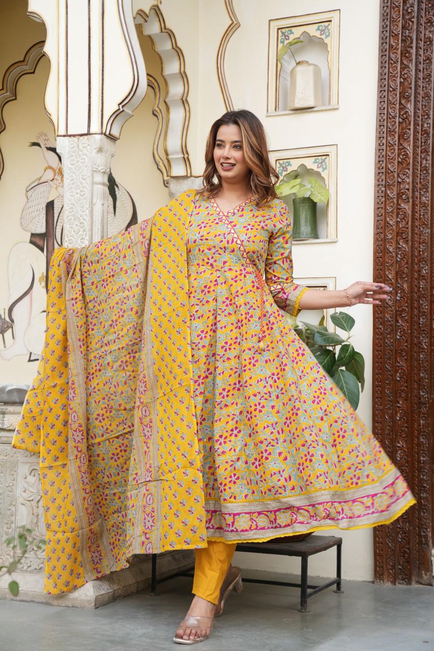 Yellow  Floral Anarkali Set (Z0164)