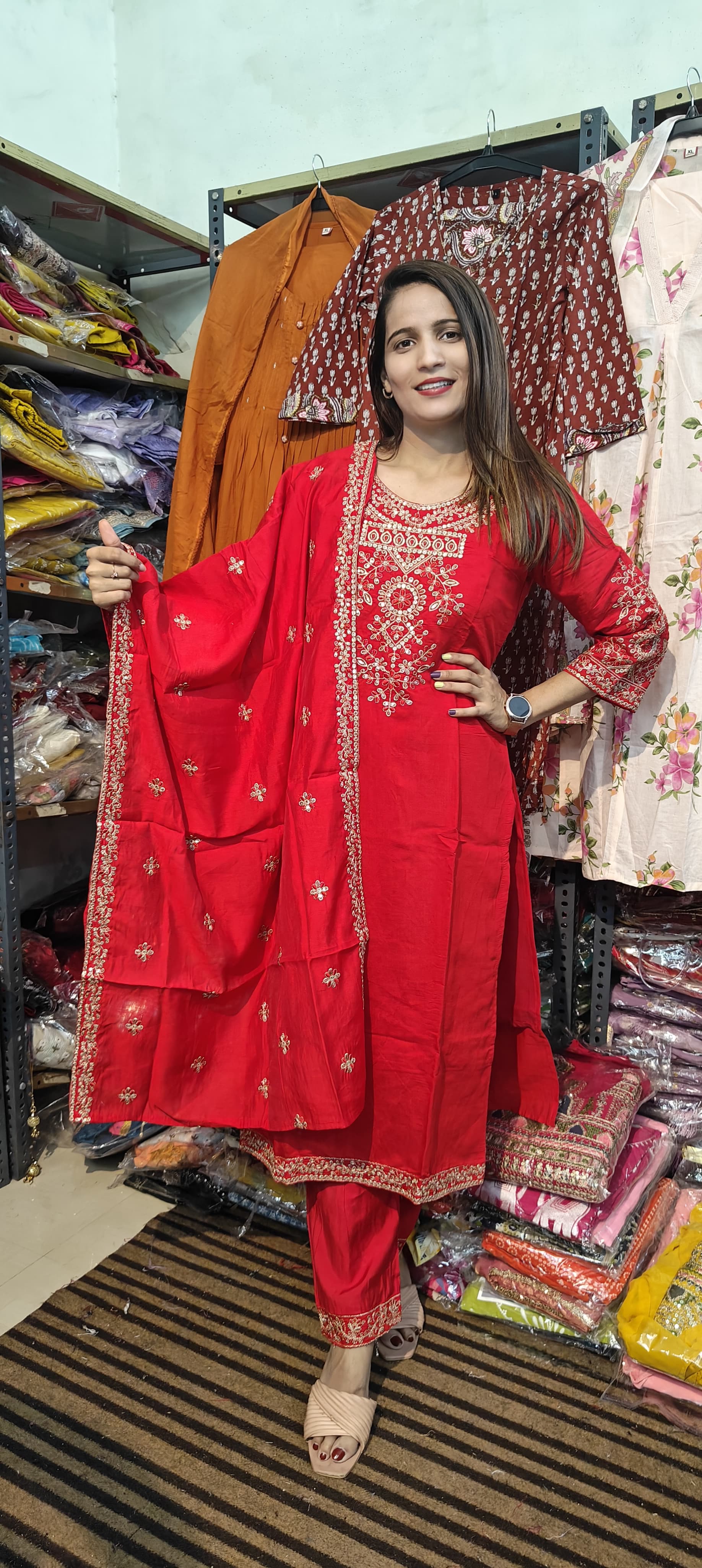 Red  3 piece  Kurta Set (Z0129)