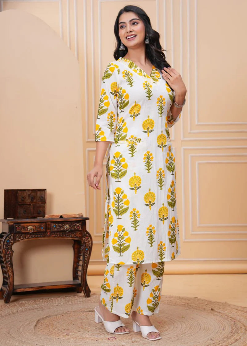 Elegant Ethnic Combo – Kurta Set, Earrings & Bag ( C7 )