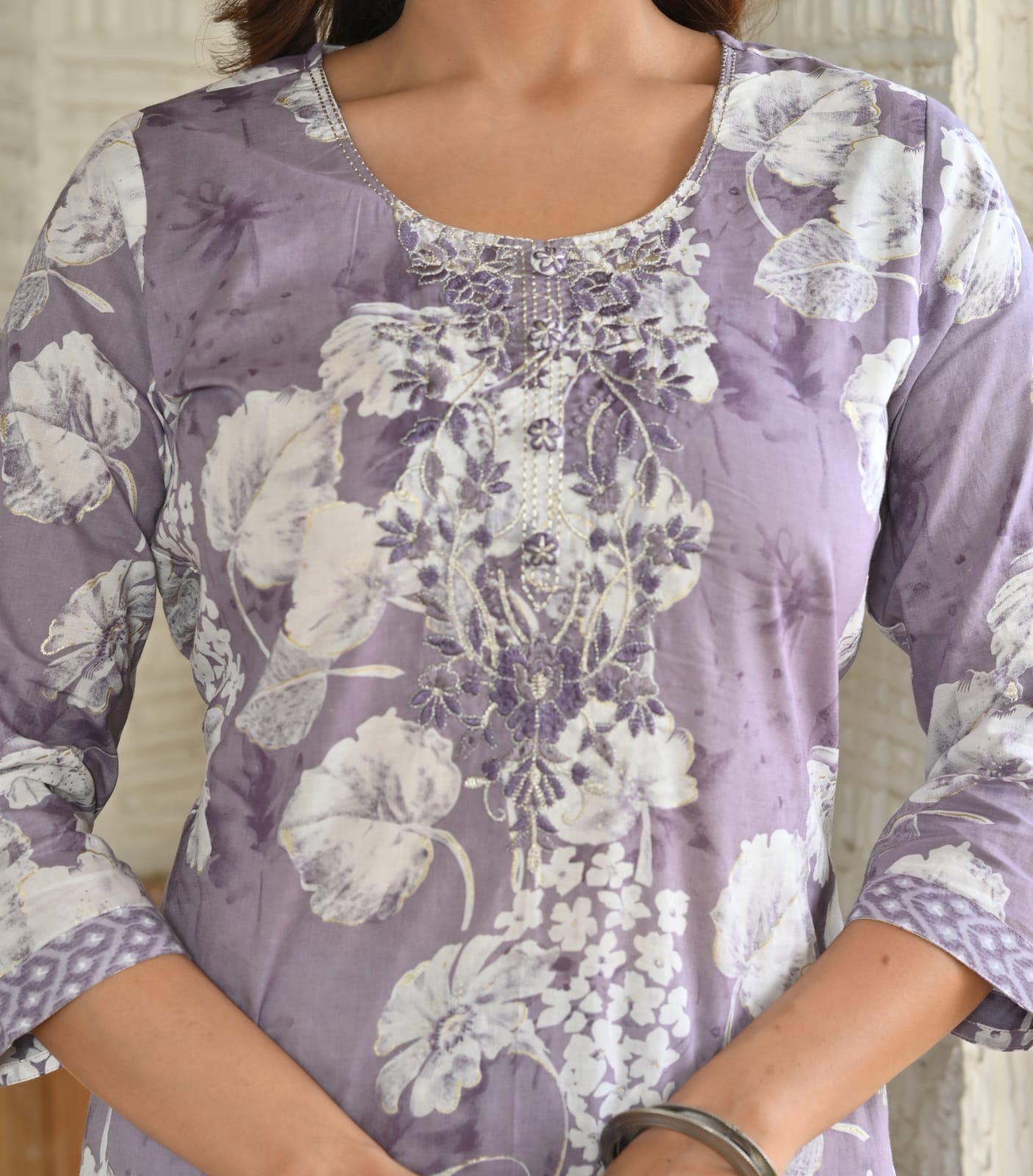 Lavender White Floral 3 Piece Kurta Set (Z0190)