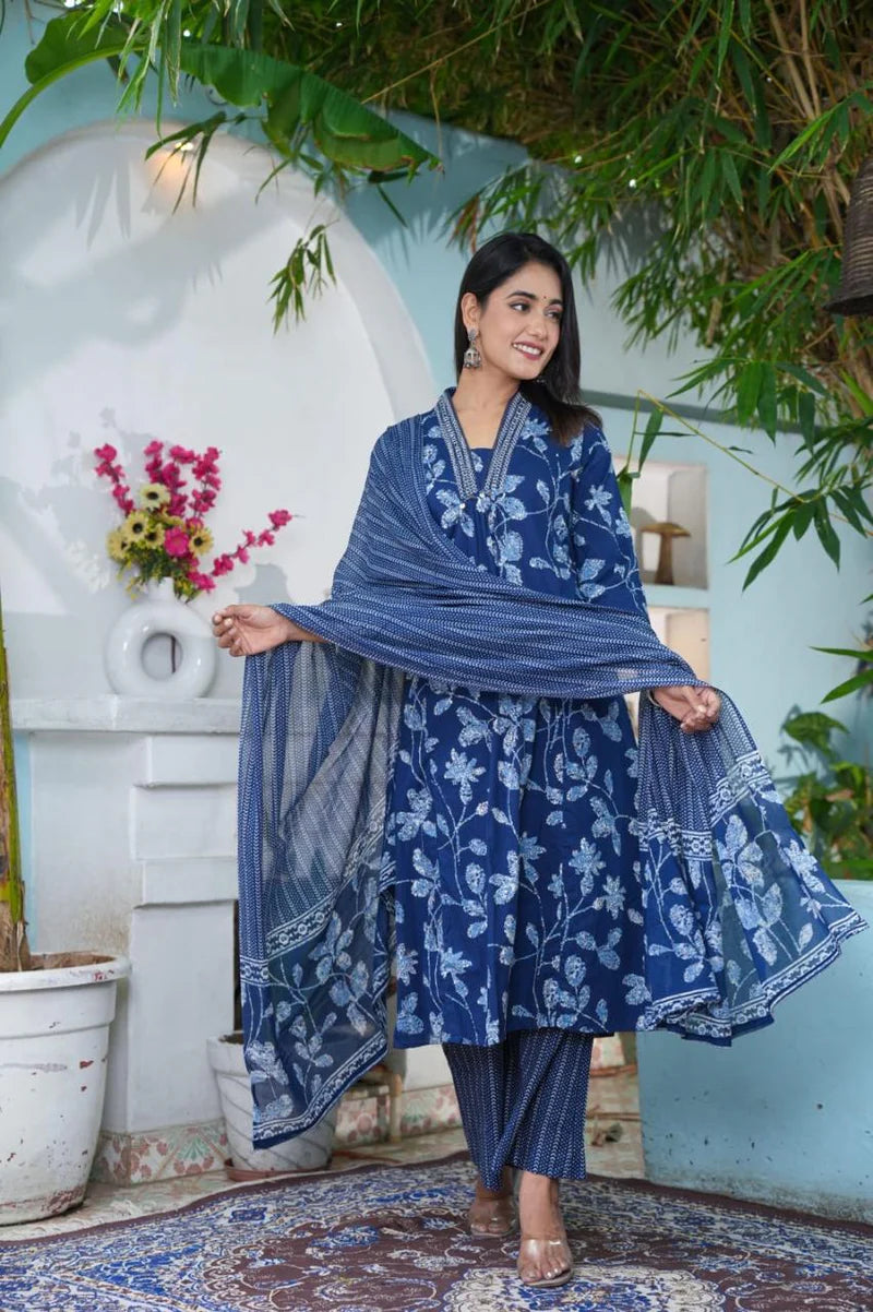 Blue Coloured printed 3 piece Kurta Set with handbag and earrings combo ( C20)