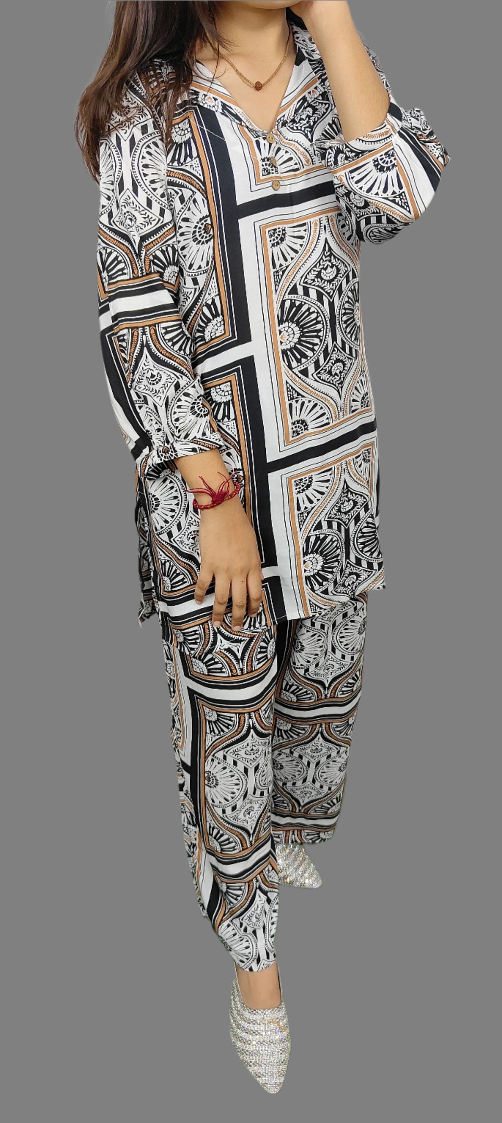 White with black Co-ord Set  (Z060)
