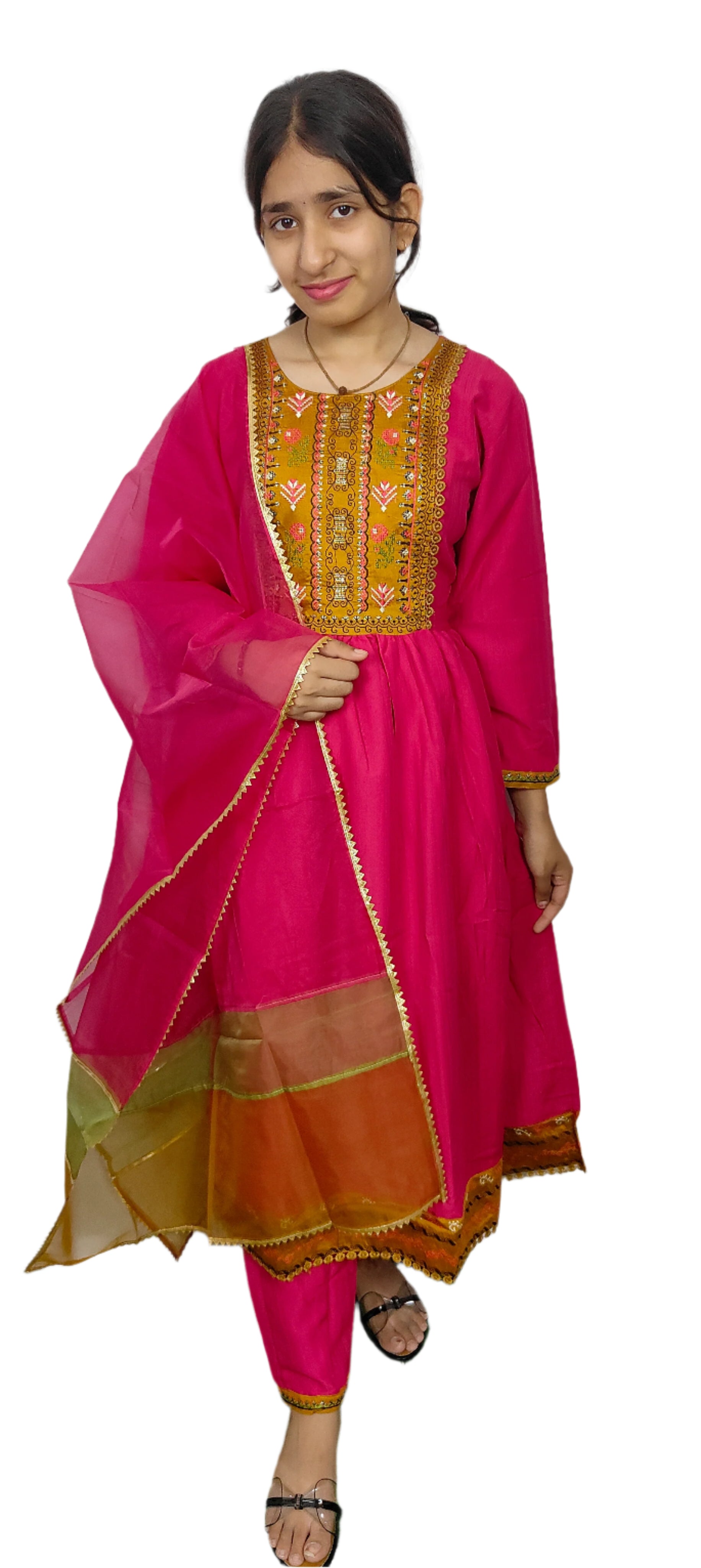 Women Emboridety Kurta Pant Dupatta Set (Pinck)