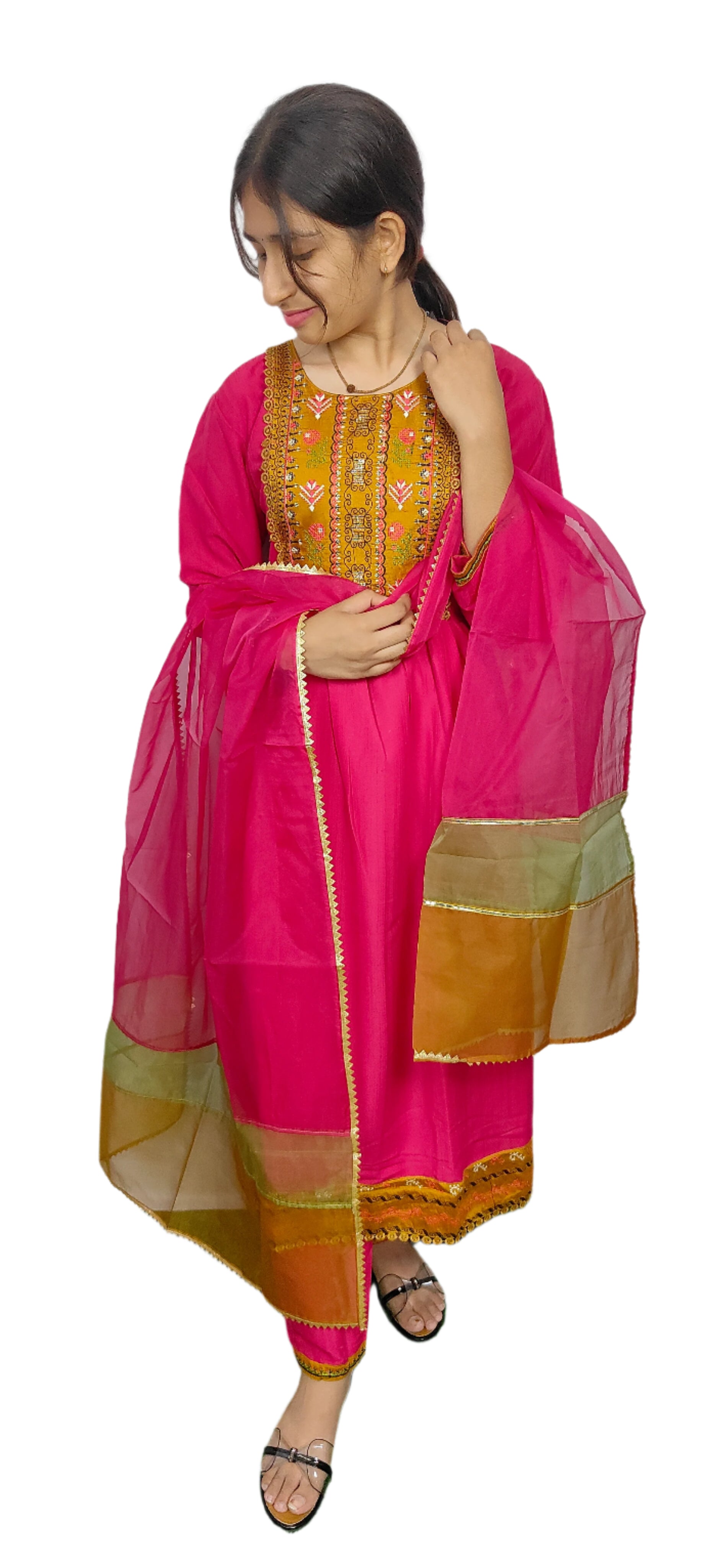 Women Emboridety Kurta Pant Dupatta Set (Pinck)