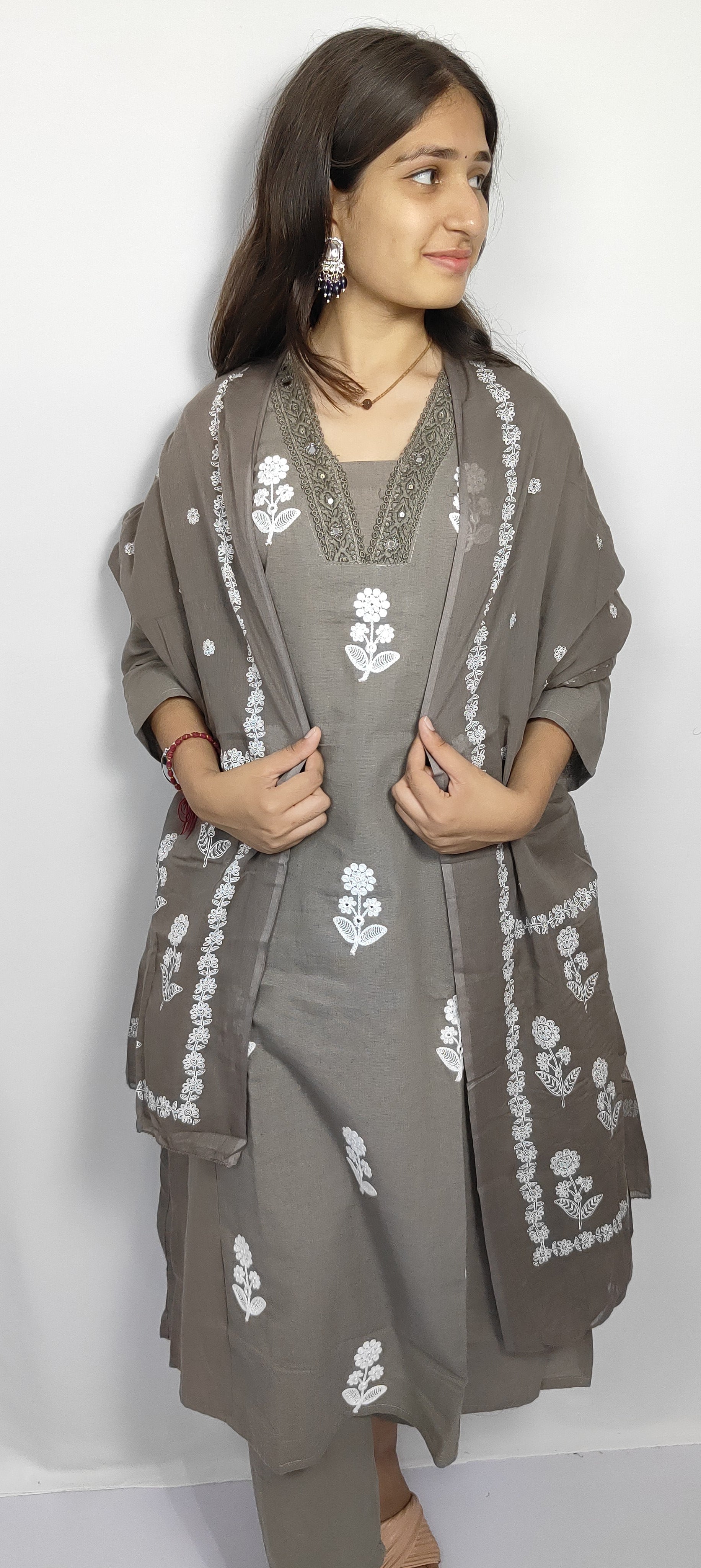 Gray Colour  3 piece Kurta Set (Z0115)