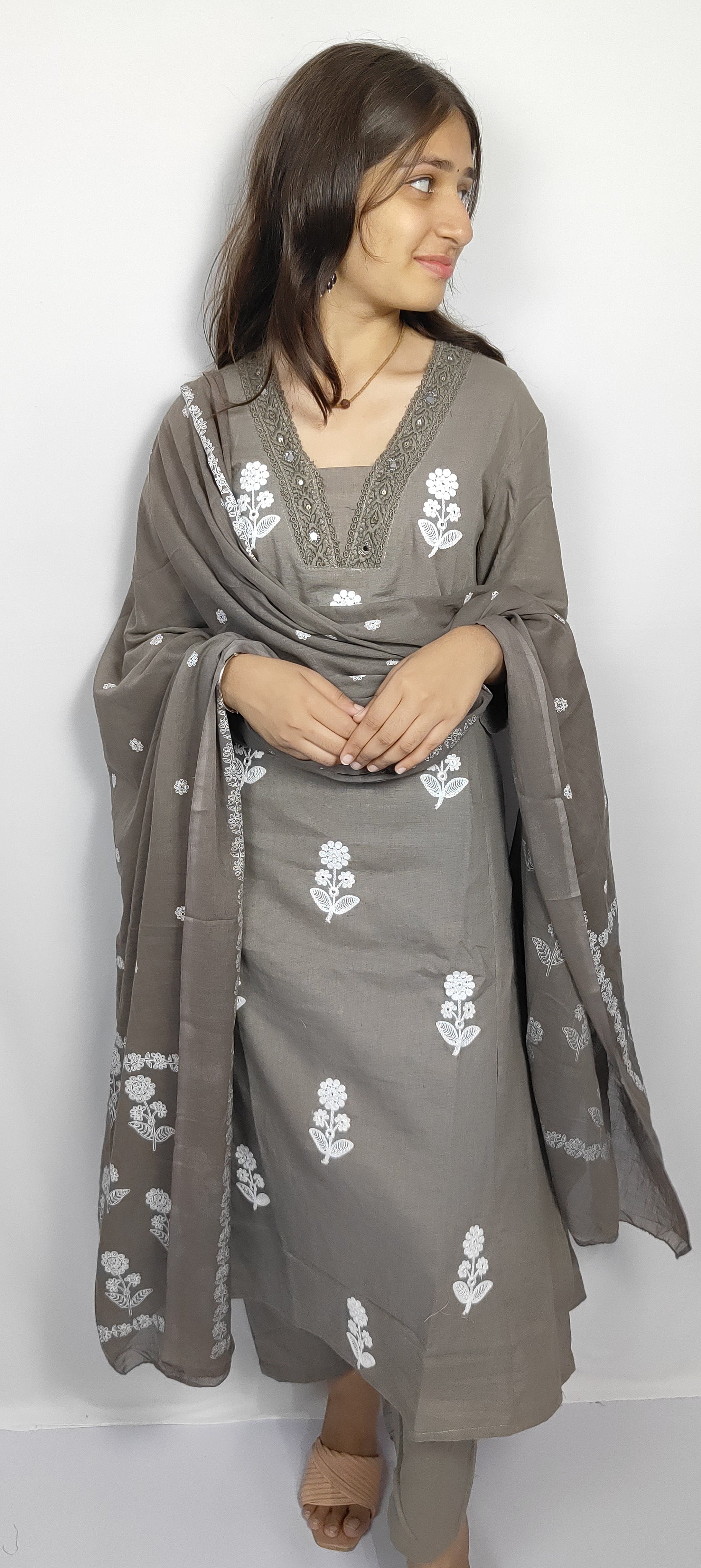 Gray Colour  3 piece Kurta Set (Z0115)