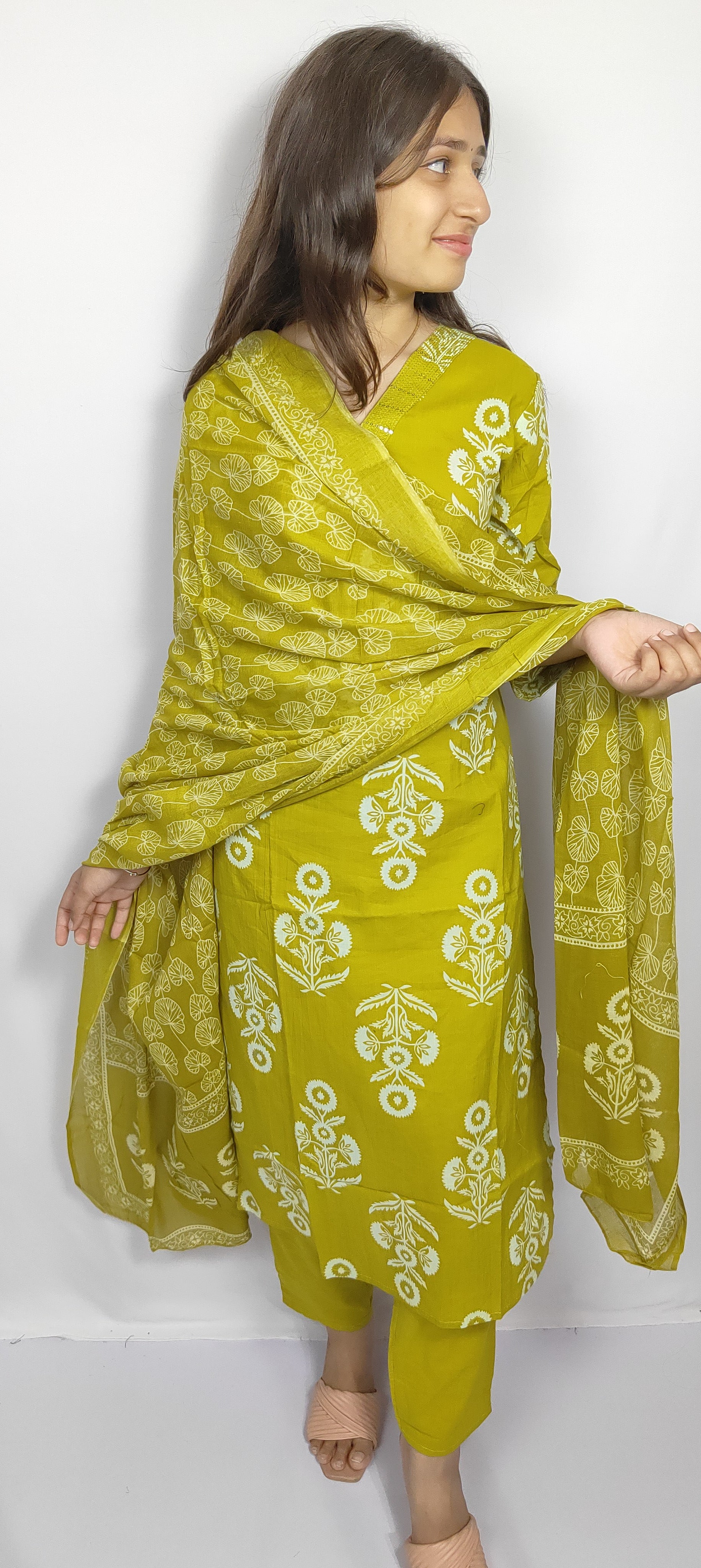 Mustard Yellow 3 piece Kurta Set (Z0114)
